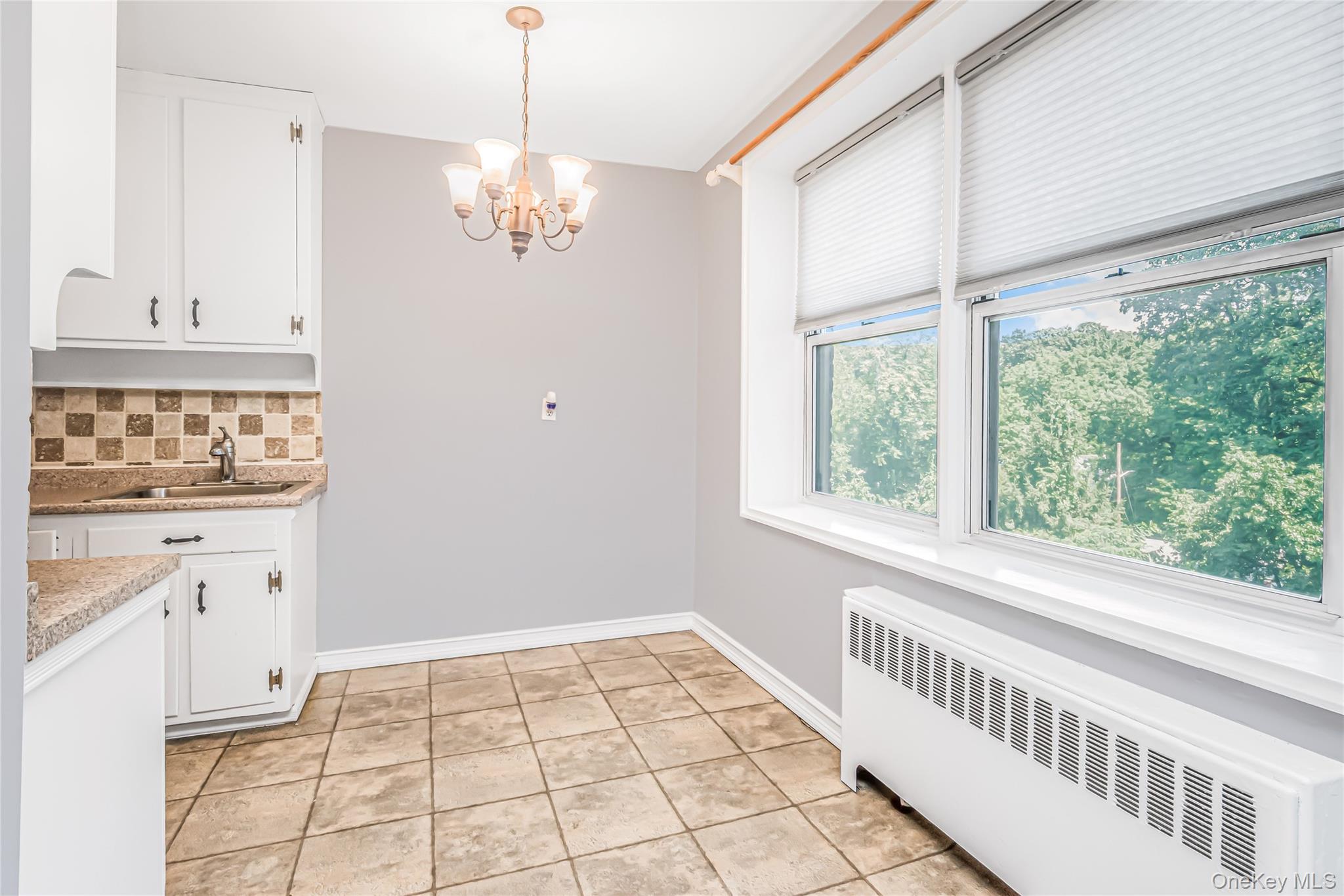 1111 Midland Avenue 4d Property Photo 12