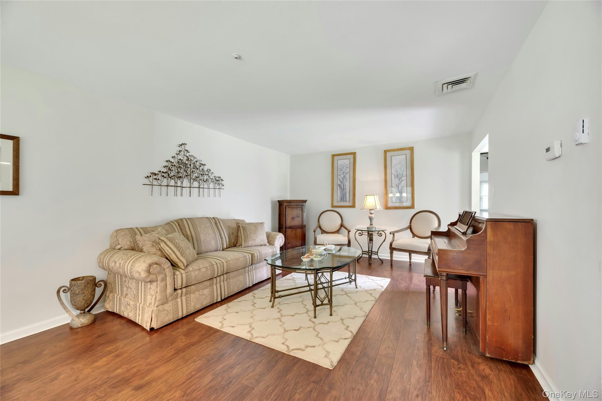62 Hearthside Drive Property Photo 10