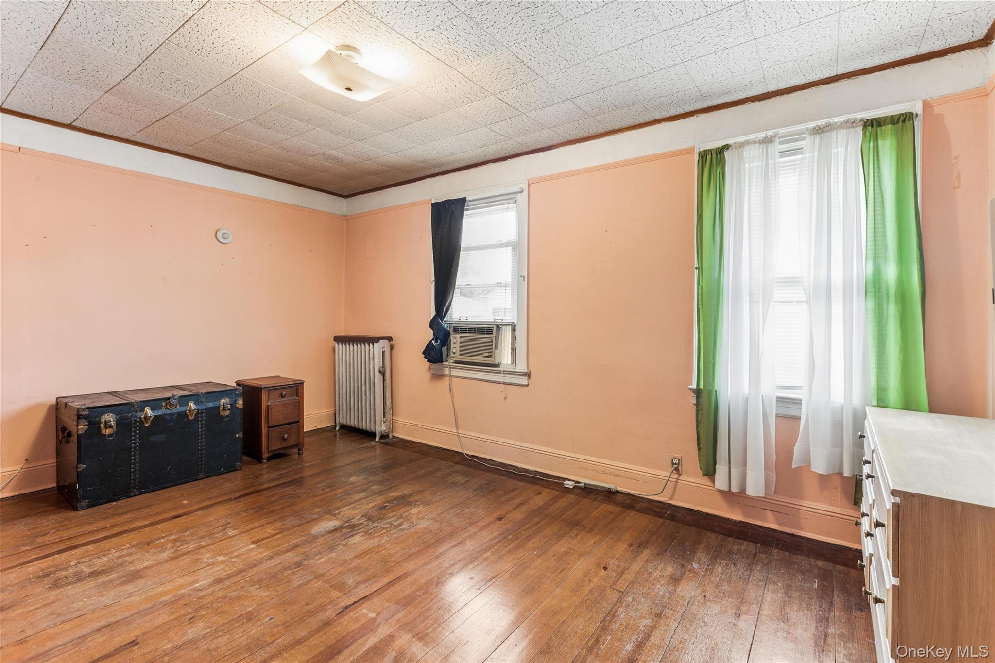 46-27 Robinson Street Property Photo 15