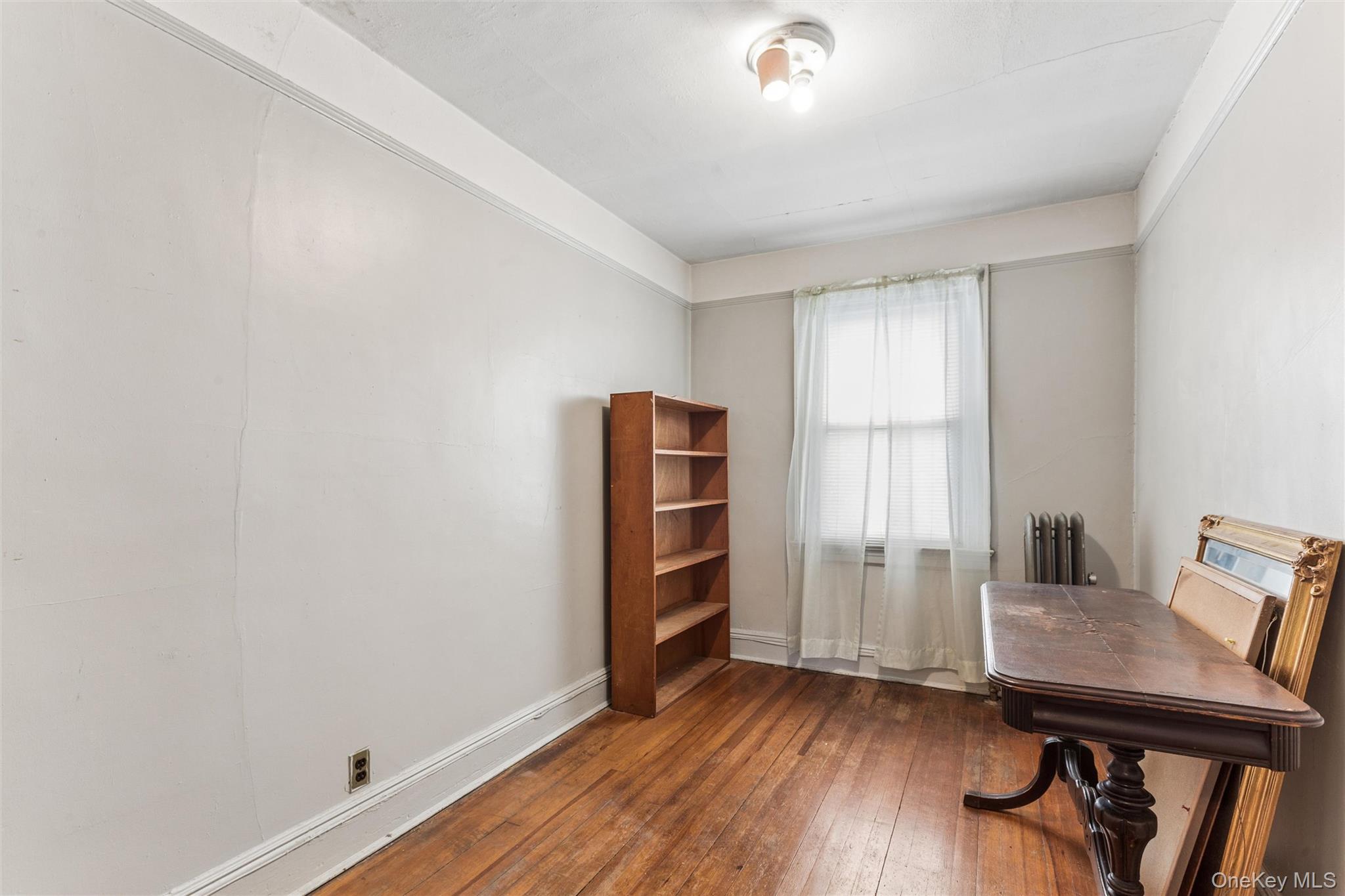 46-27 Robinson Street Property Photo 19