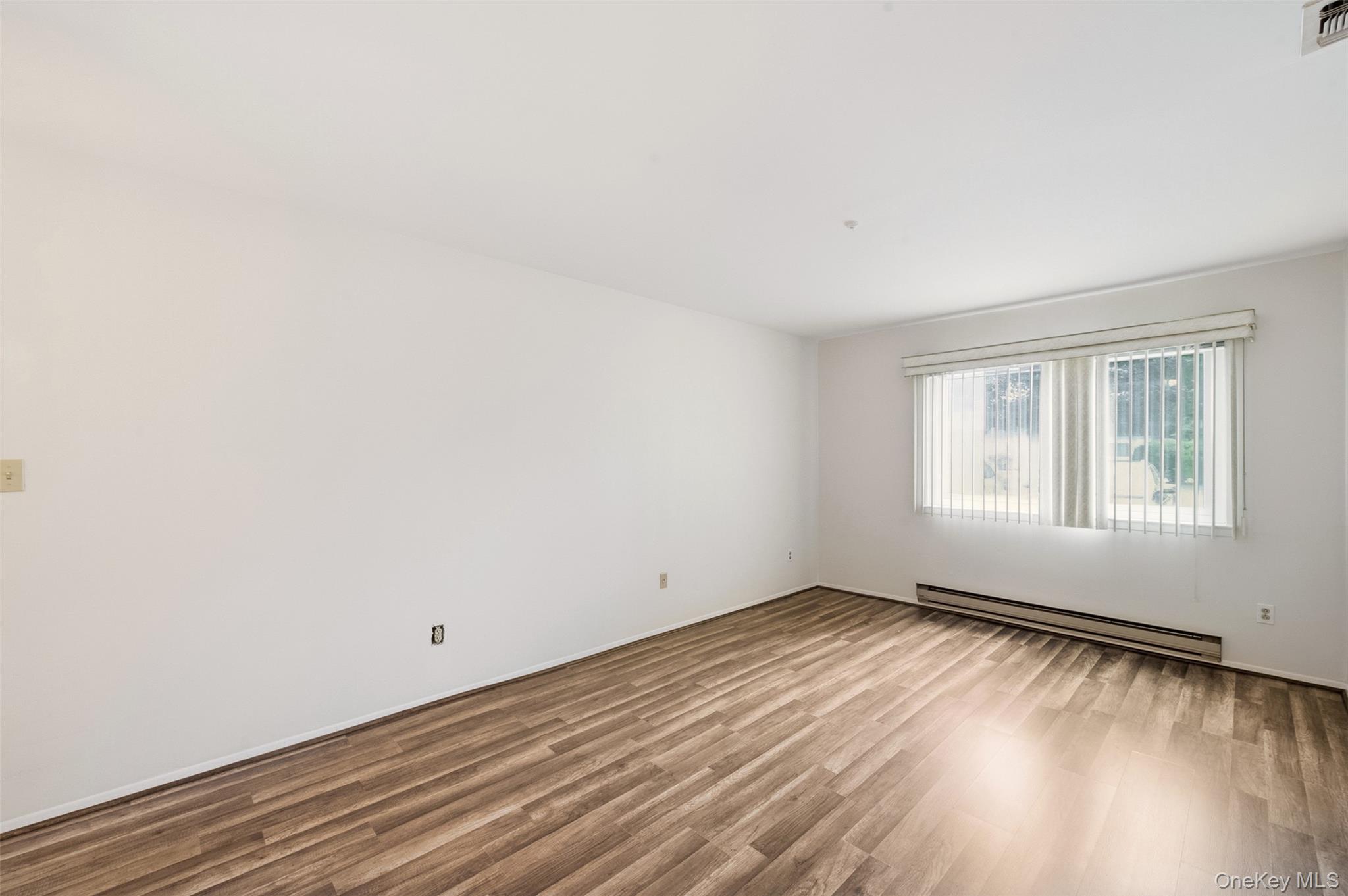 1006 Cabot Path Property Photo 13