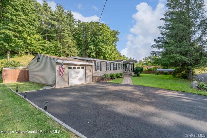 618 Old Stage Road Property Photo 3