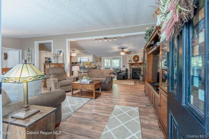 618 Old Stage Road Property Photo 6