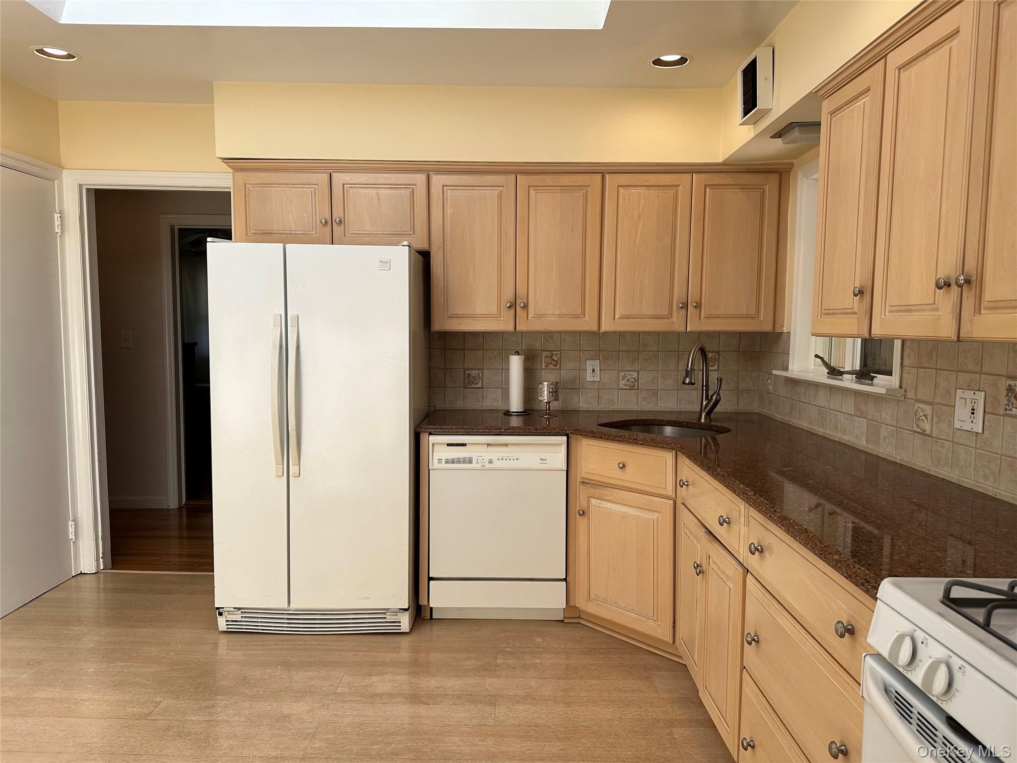98 Wright Road Property Photo 2
