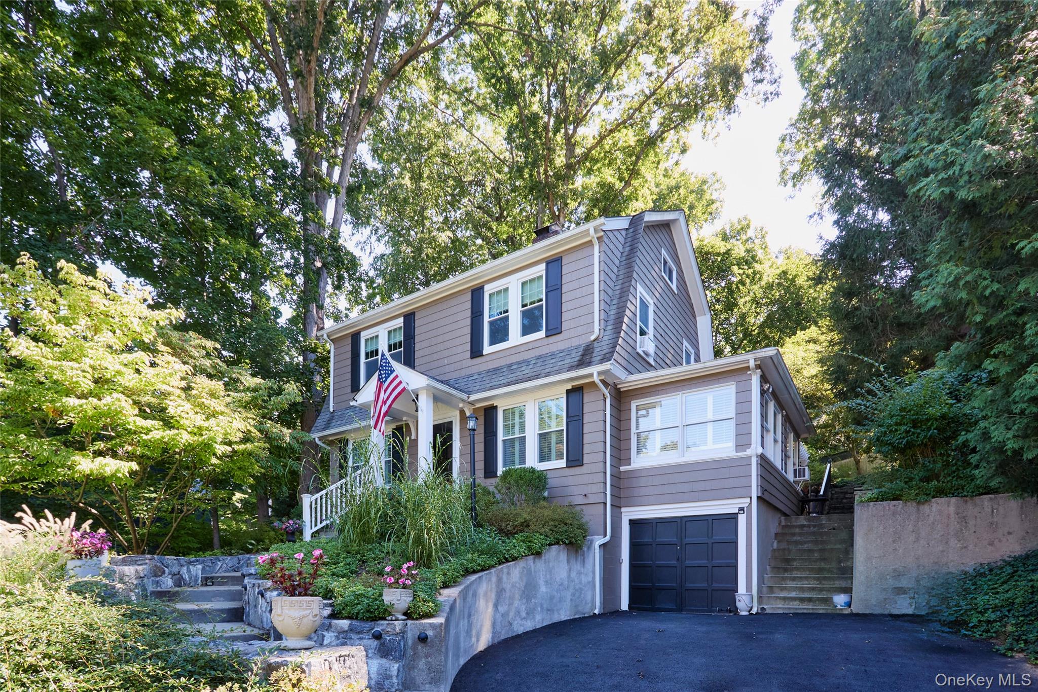 22 Hillside Avenue Property Photo 2