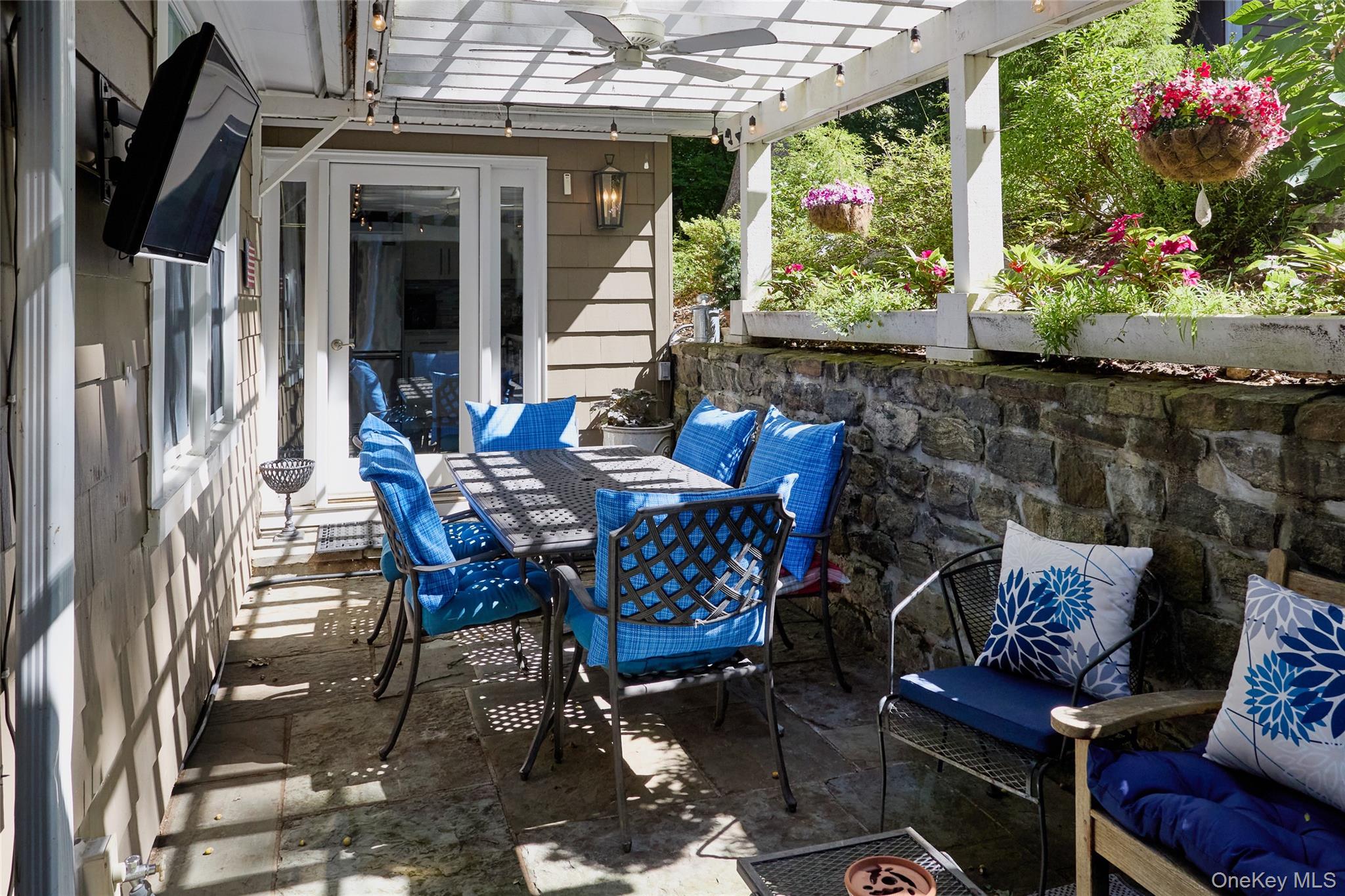 22 Hillside Avenue Property Photo 16