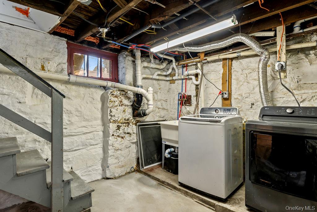 7 Clinton Place Property Photo 38