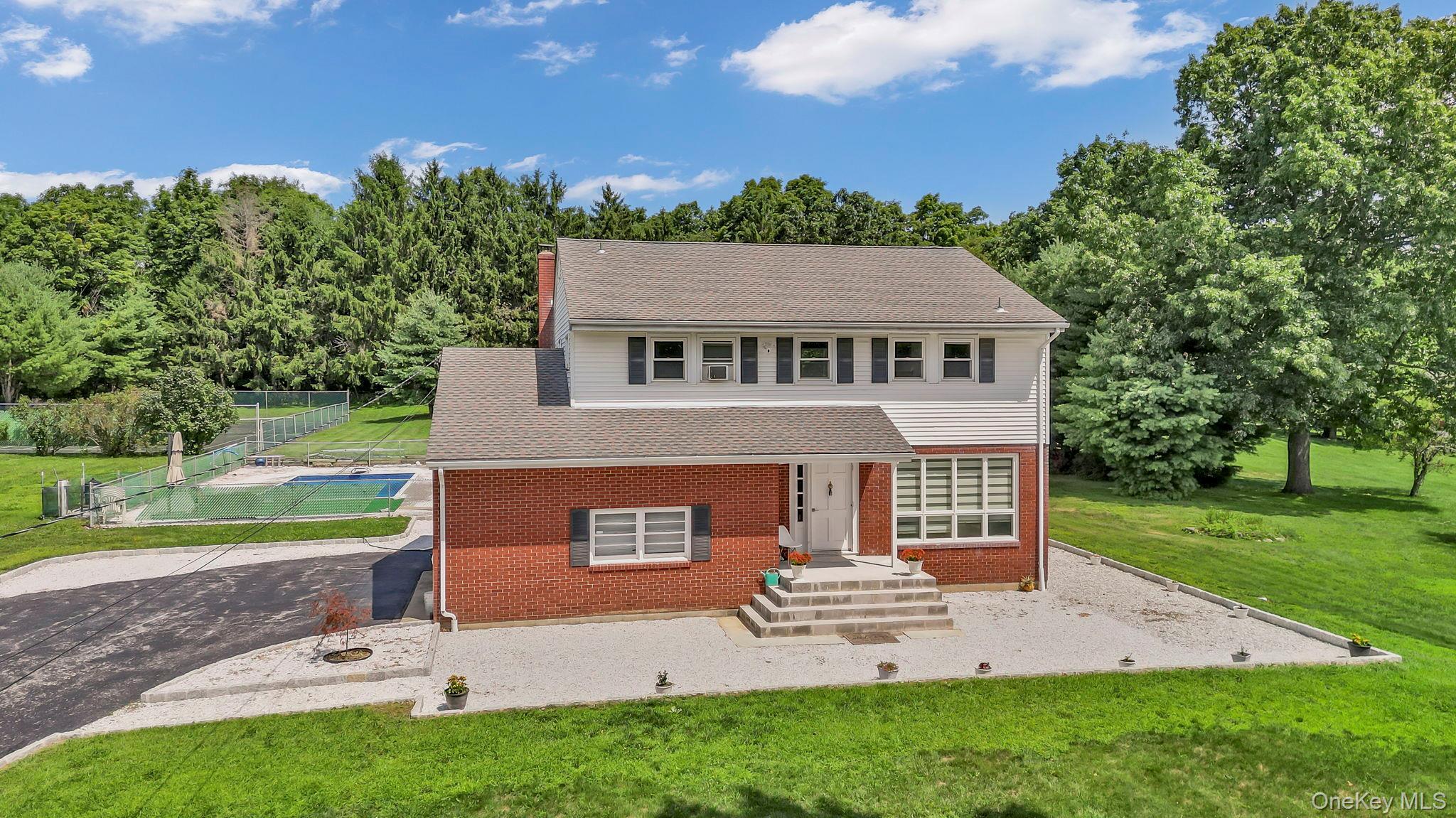6 Kuchler Drive Property Photo 2