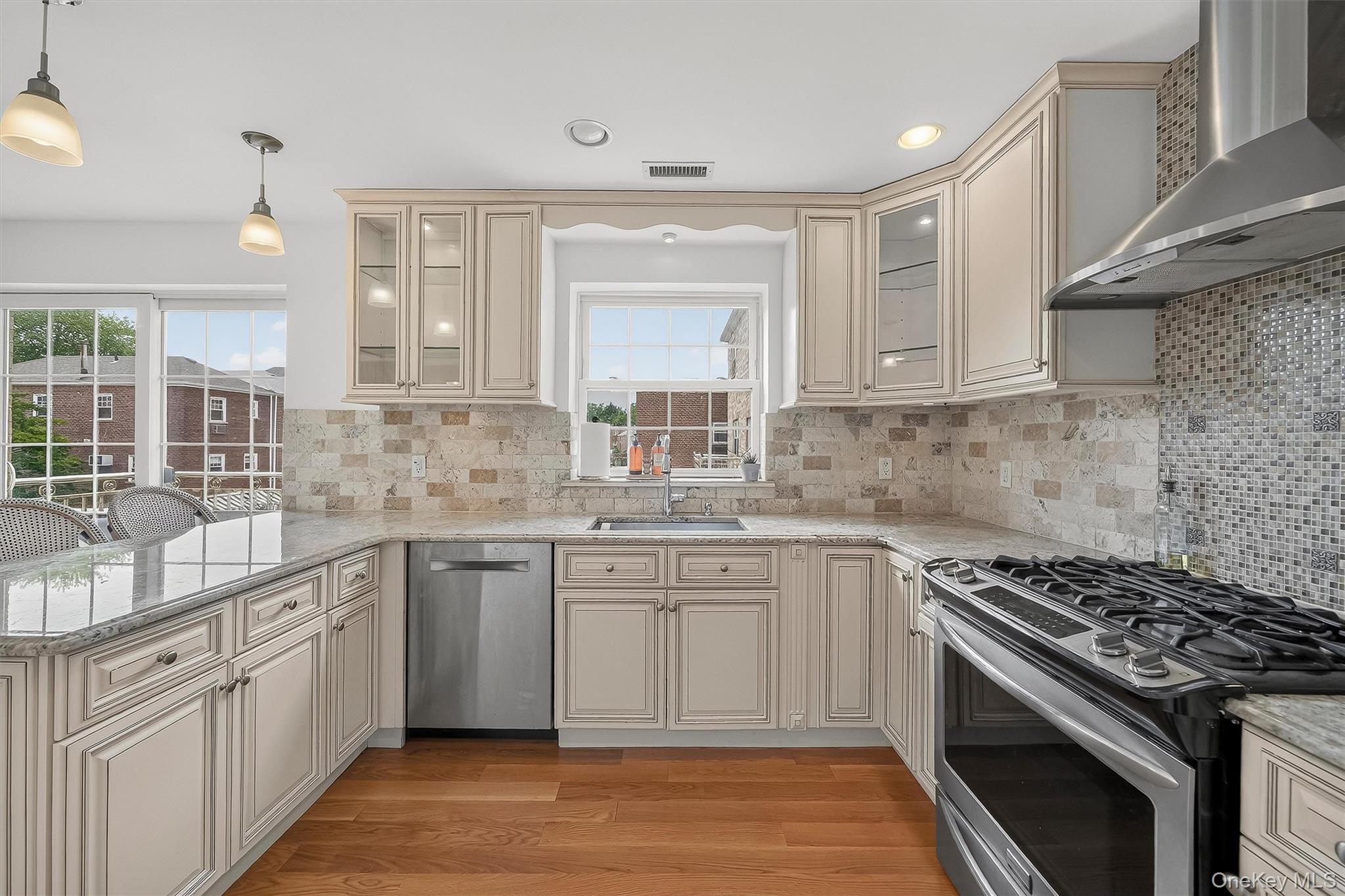 3144 Baisley Avenue Property Photo 16