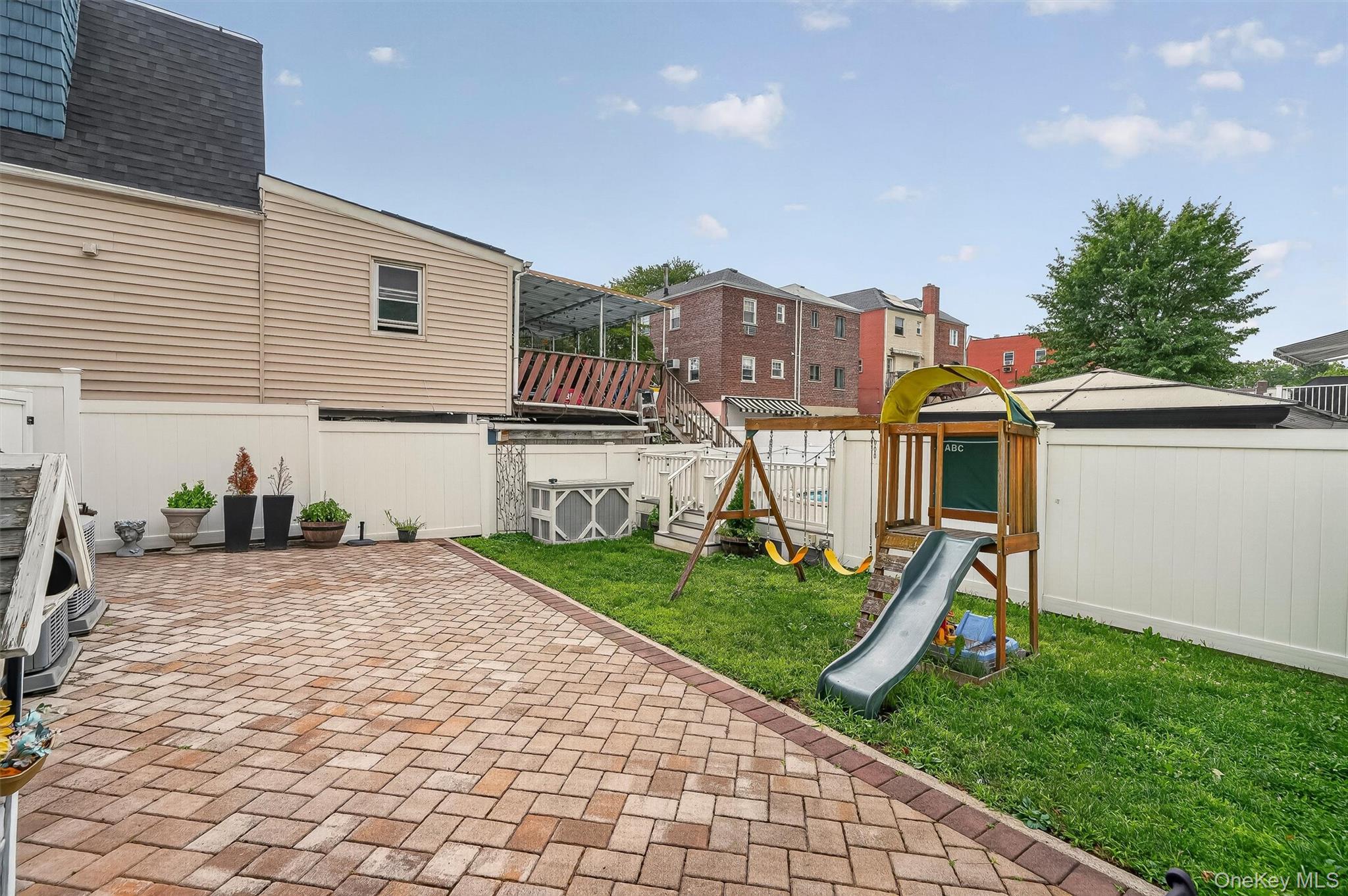 3144 Baisley Avenue Property Photo 40