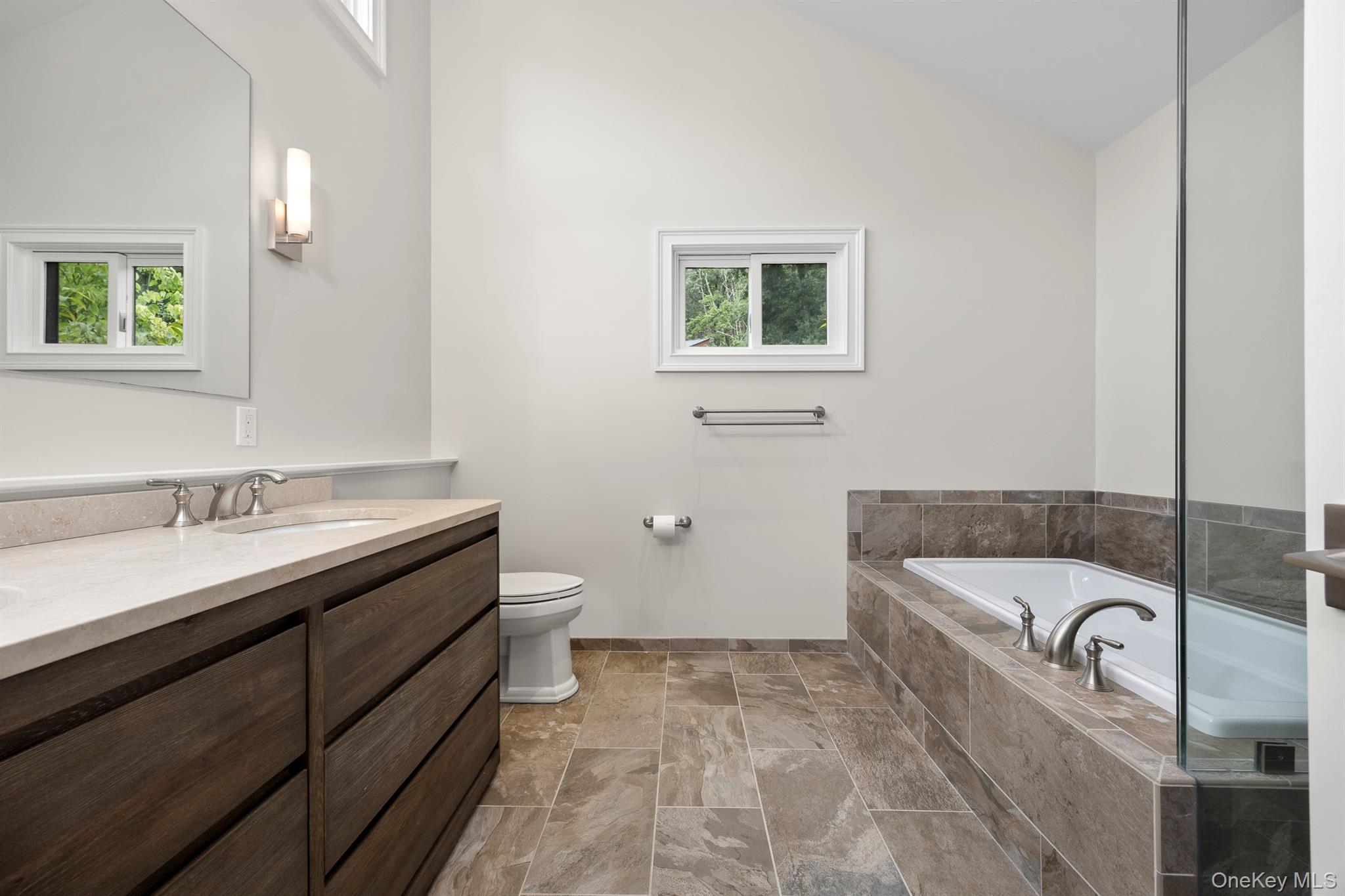 25 Vincent Place Property Photo 18
