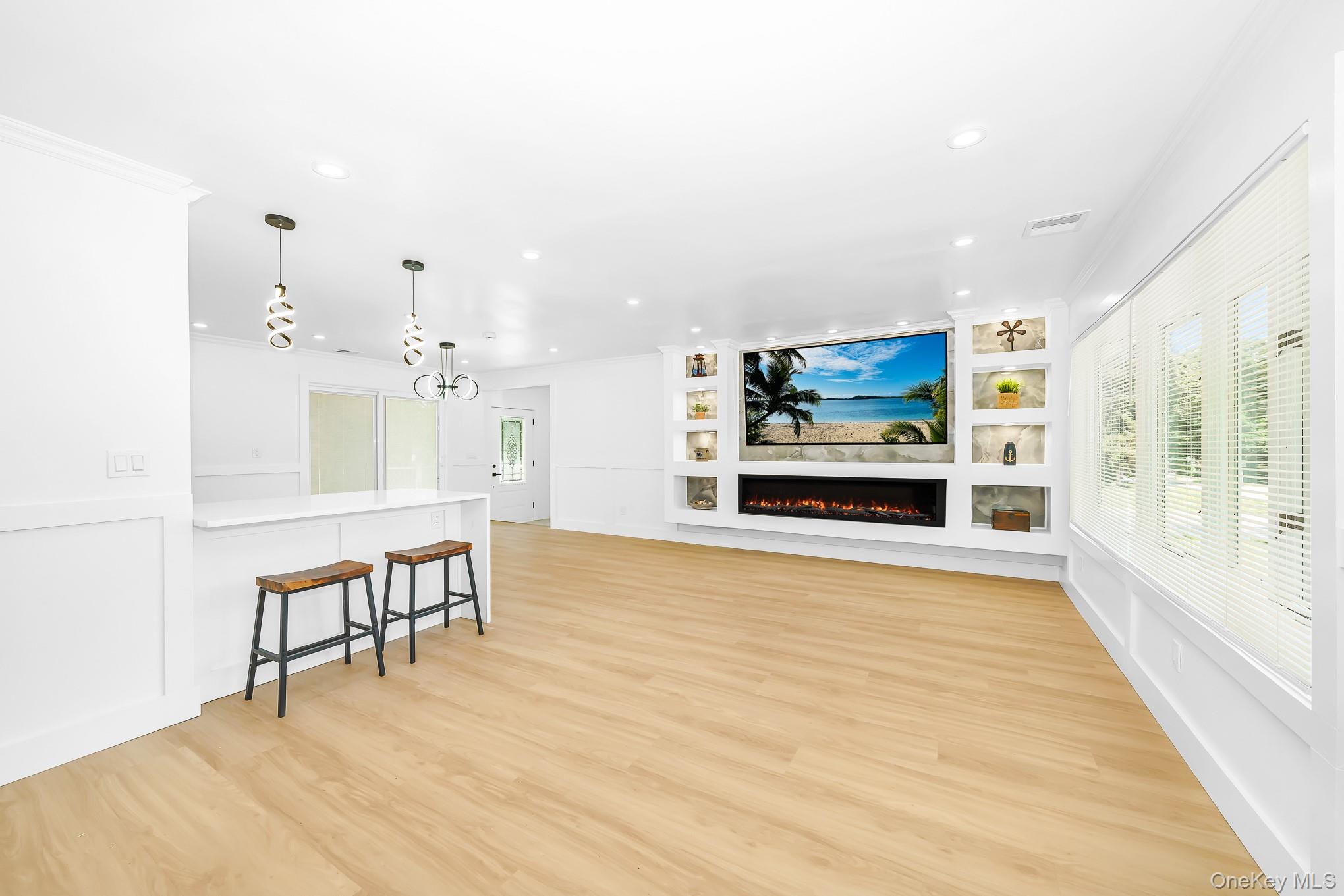 48 Joan Avenue Property Photo 6