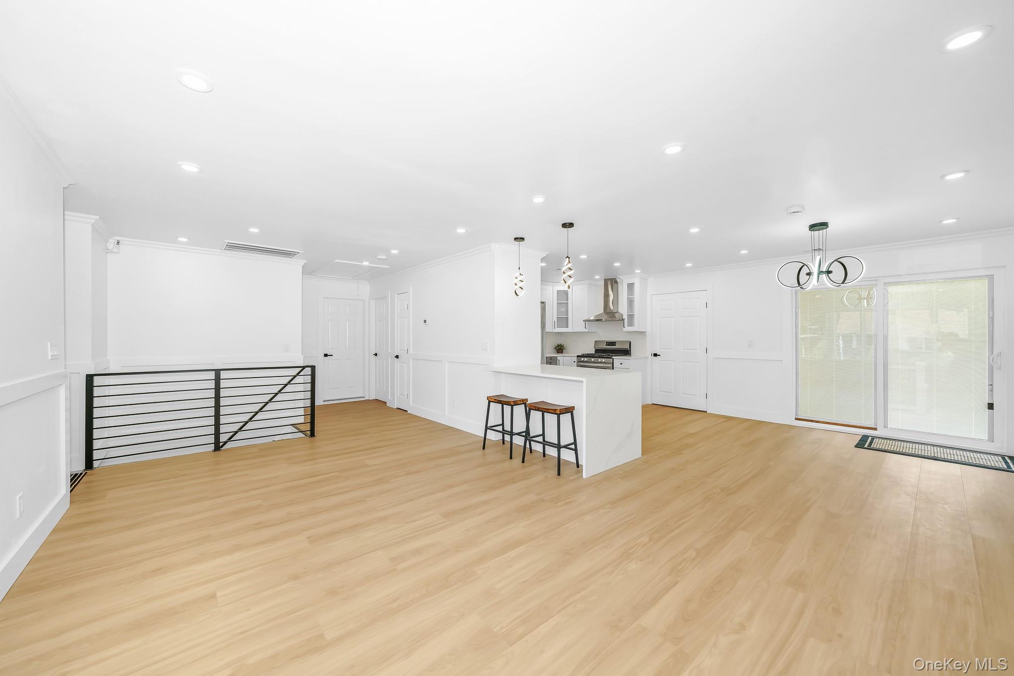 48 Joan Avenue Property Photo 9