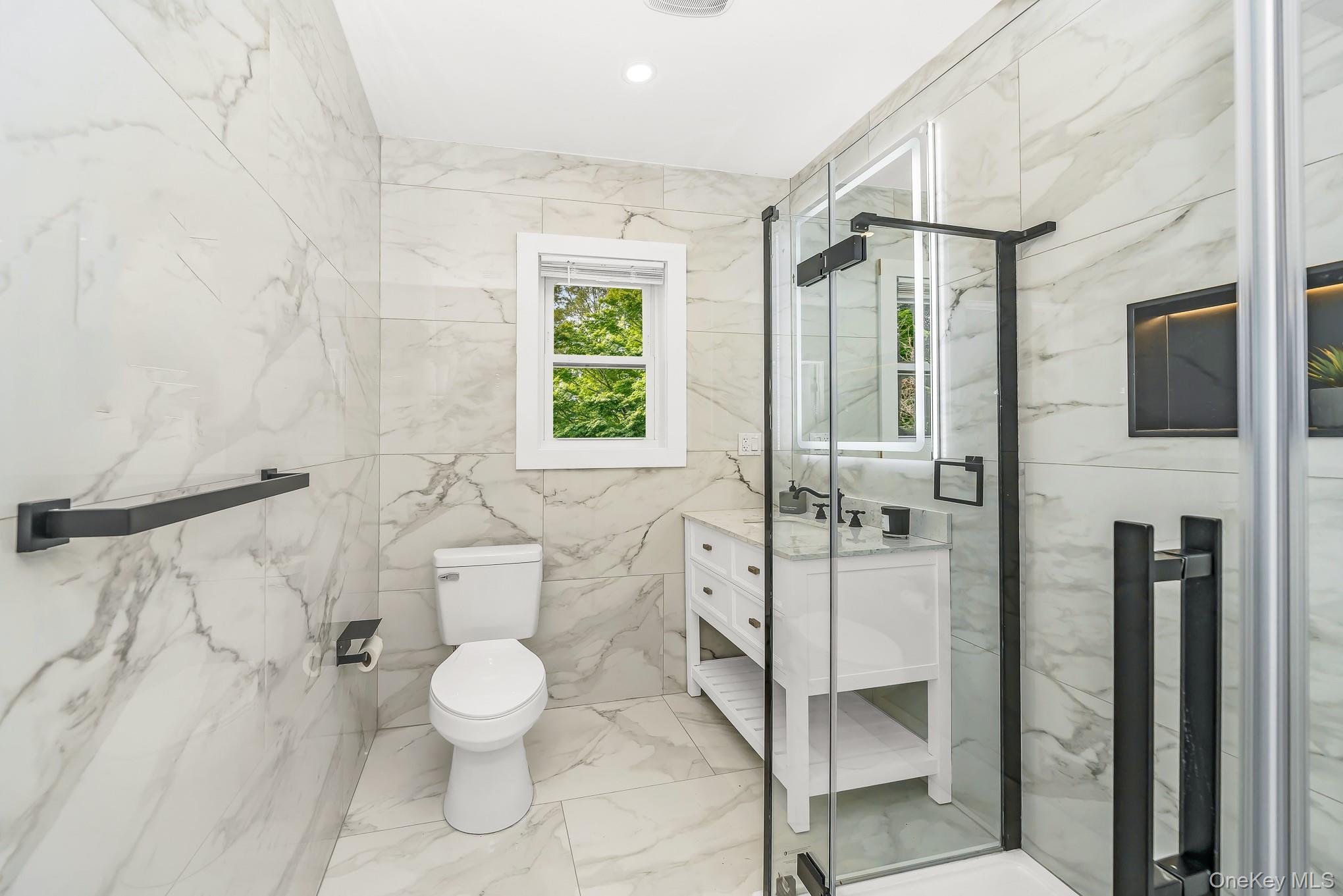 48 Joan Avenue Property Photo 24