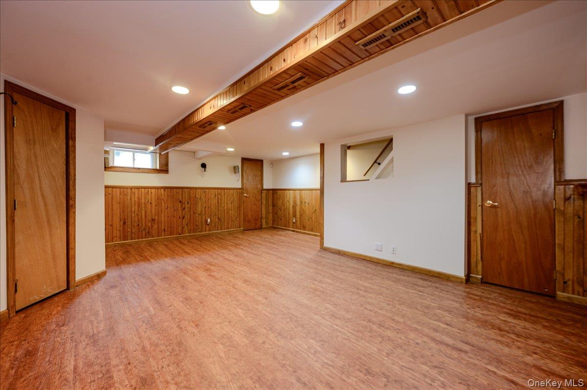 390 Cochran Place Property Photo 25