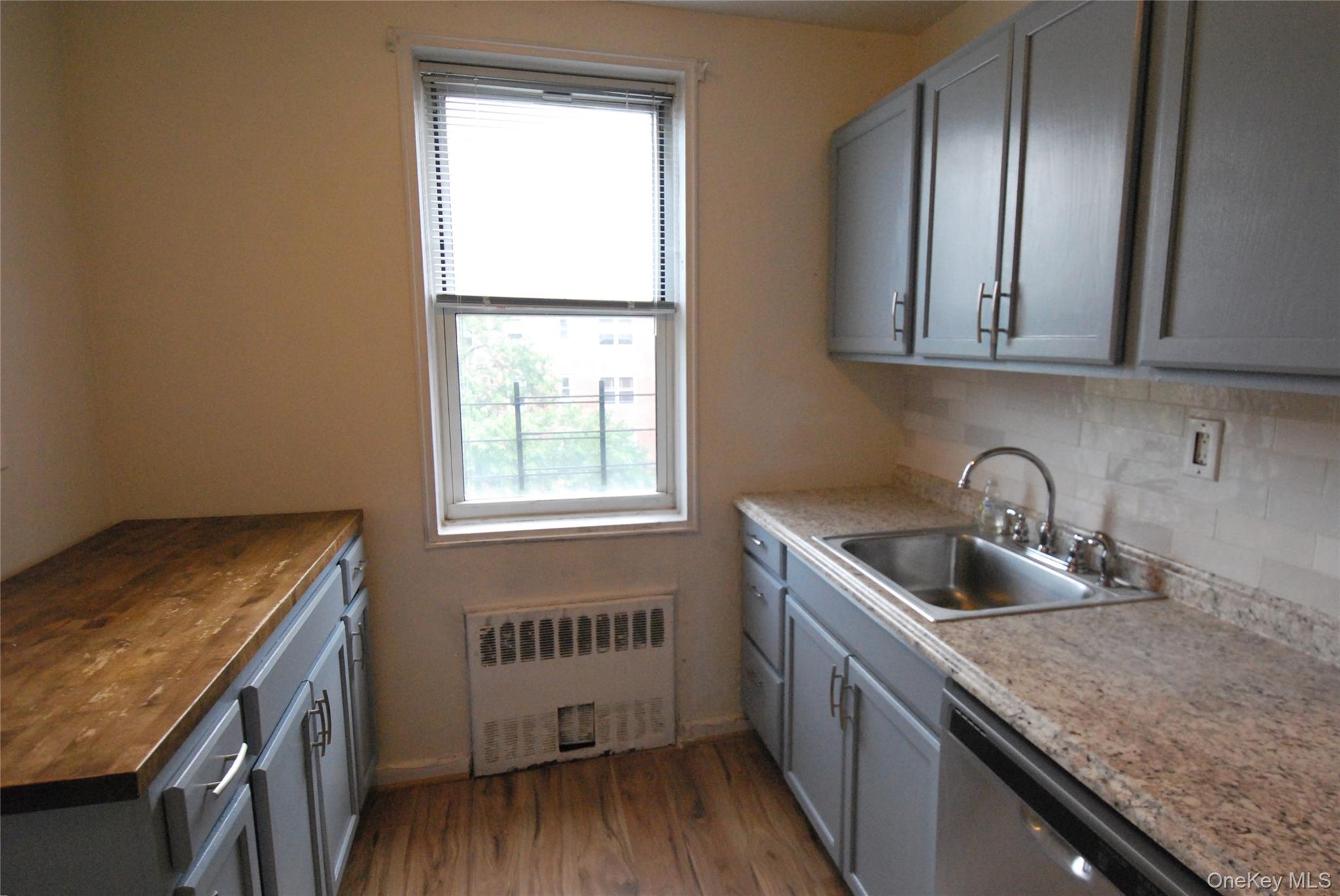 2 Sadore Lane 5e Property Photo 13