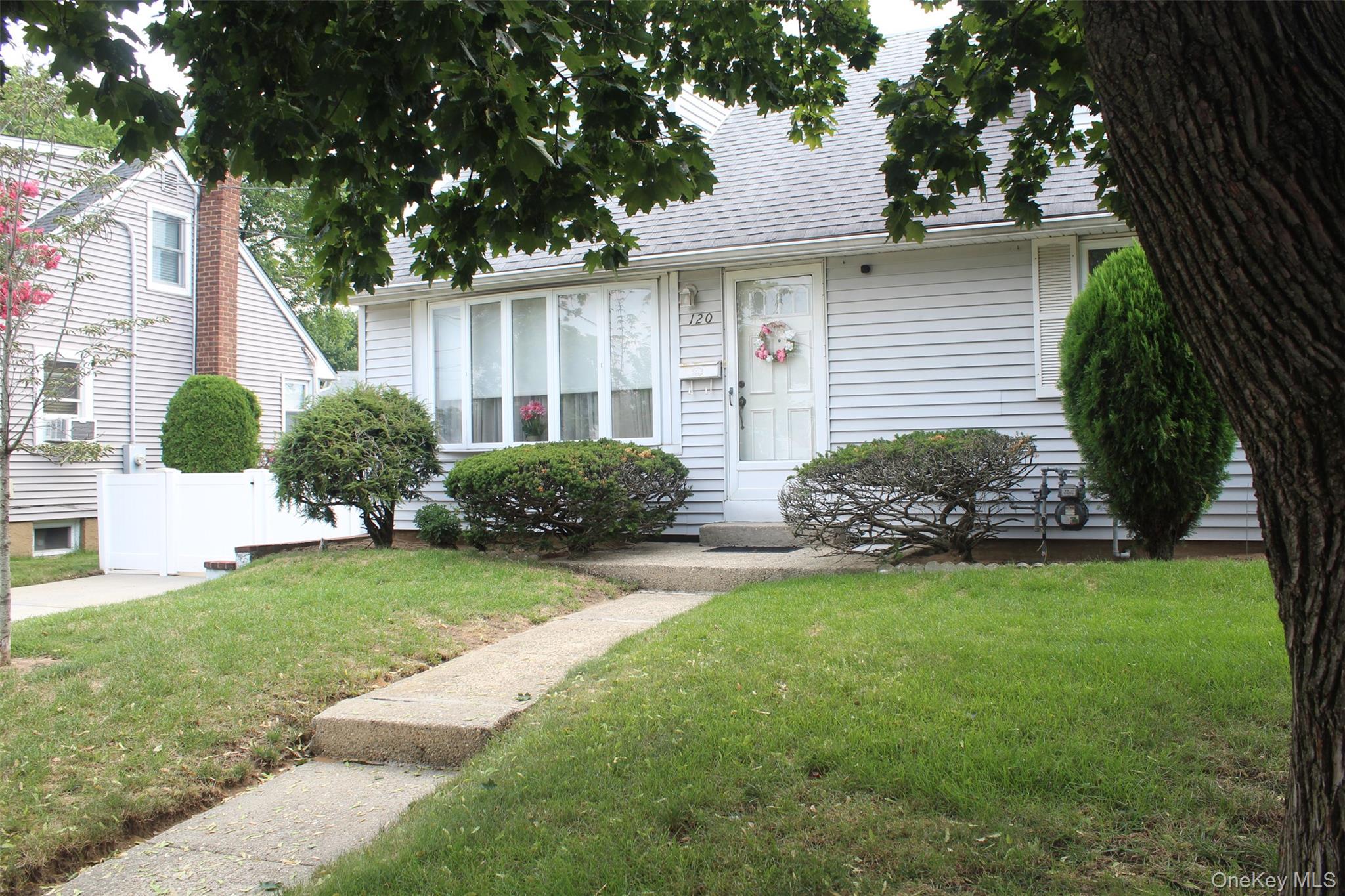 120 N Terrace Place Property Photo 5