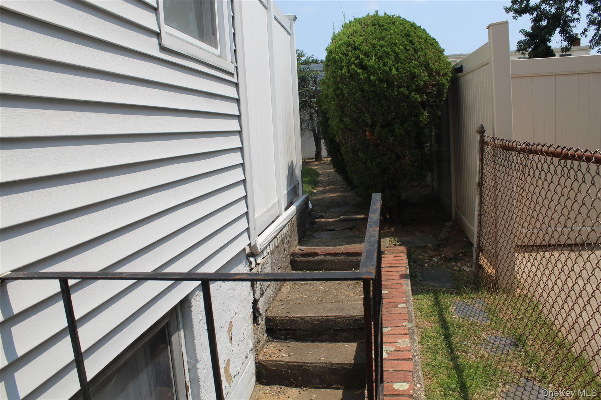 120 N Terrace Place Property Photo 8
