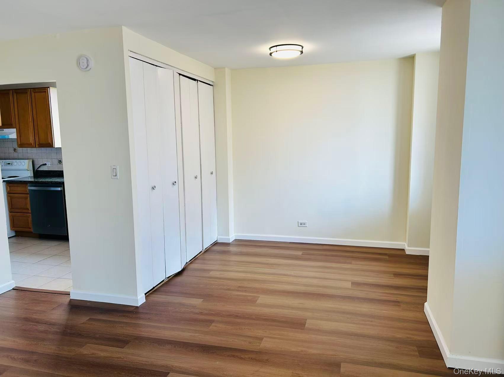 138-35 Elder Avenue #9da Property Photo 4