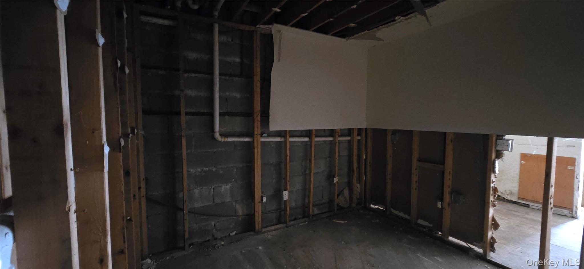 1365 Pinson Street Property Photo 4