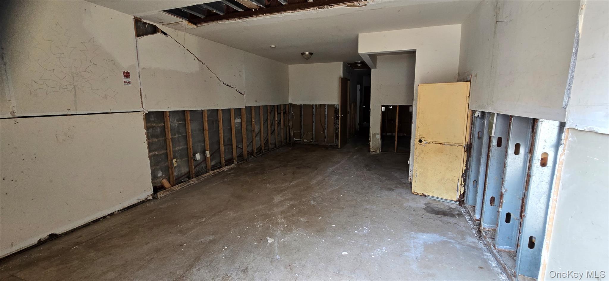 1365 Pinson Street Property Photo 9