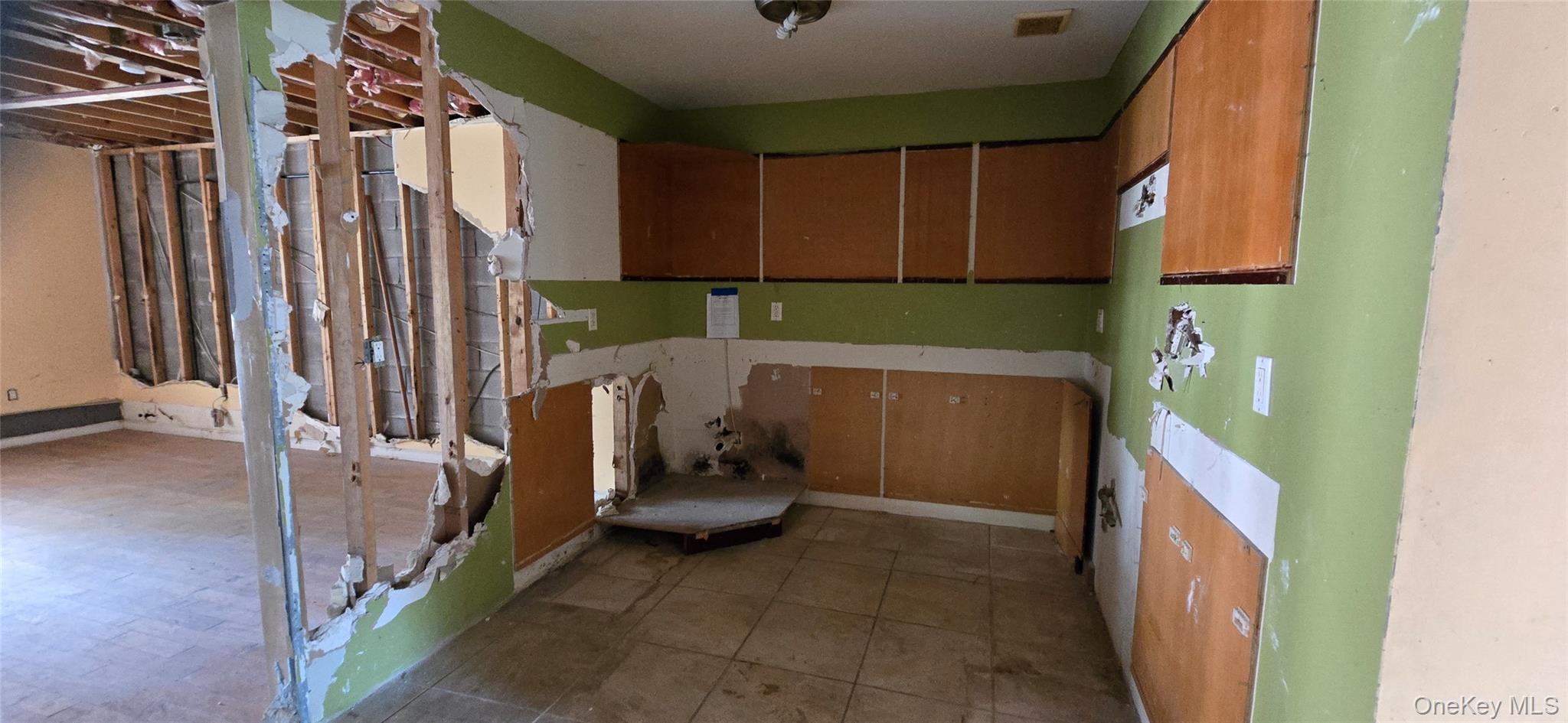 1365 Pinson Street Property Photo 15