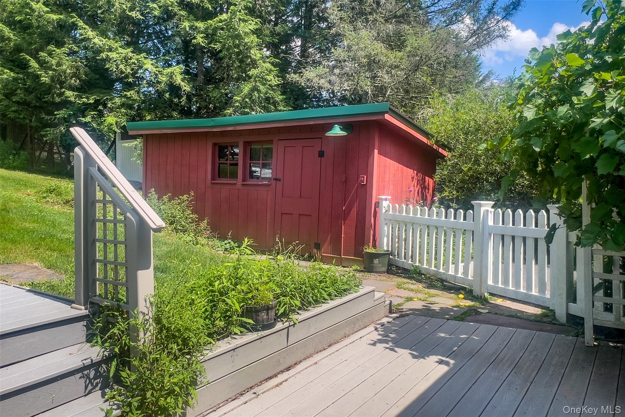 39 Franklin Street Property Photo 34