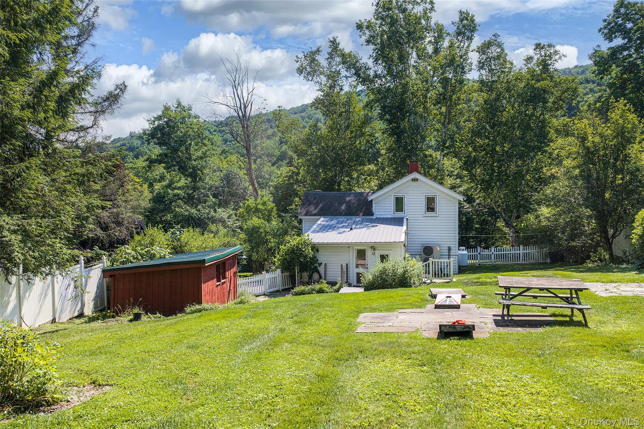 39 Franklin Street Property Photo 41