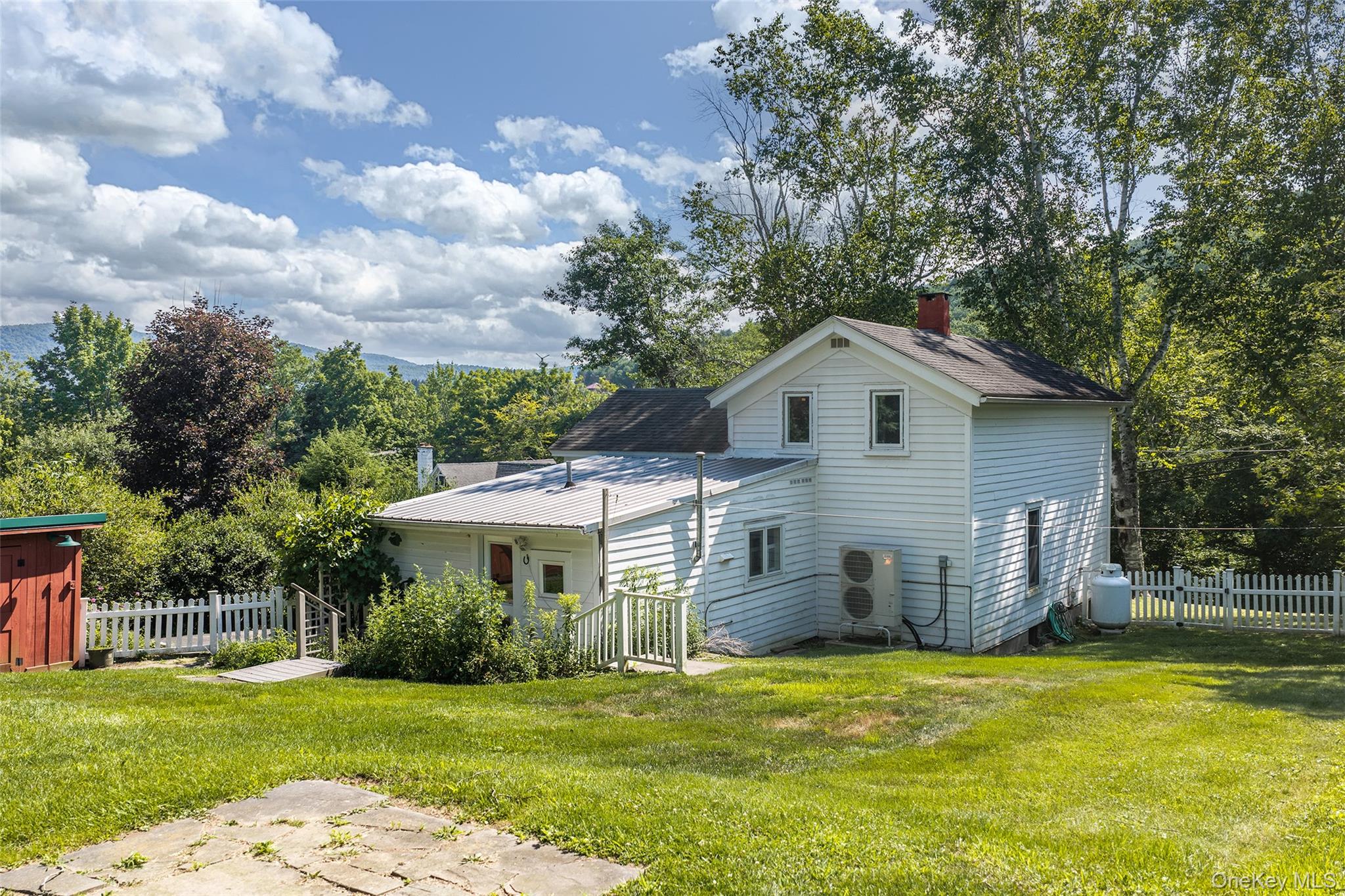 39 Franklin Street Property Photo 42