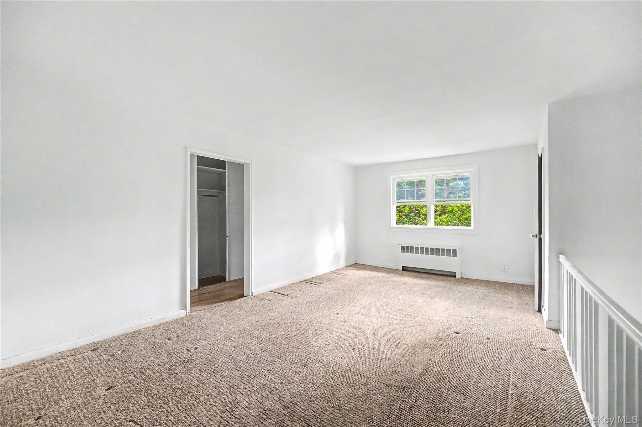 22637 Union Turnpike B Property Photo 3