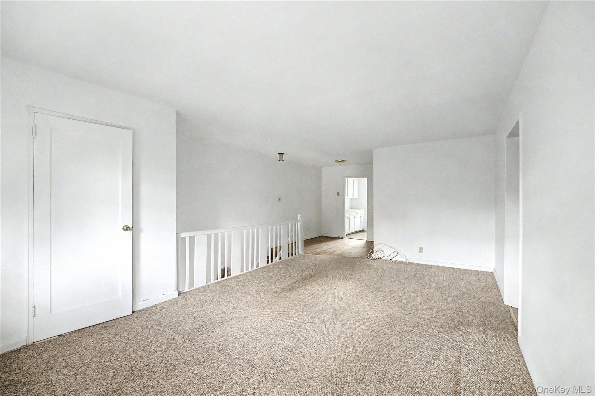 22637 Union Turnpike B Property Photo 8