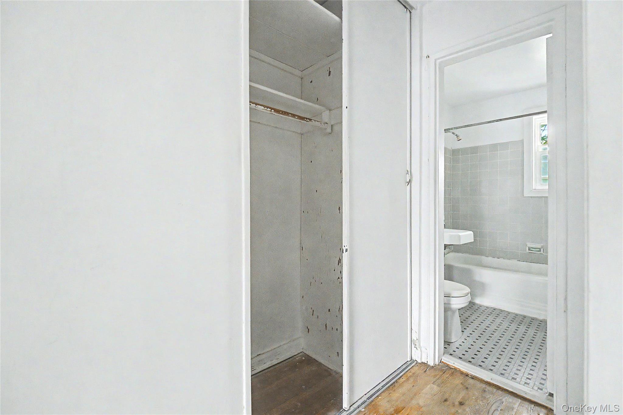 22637 Union Turnpike B Property Photo 16