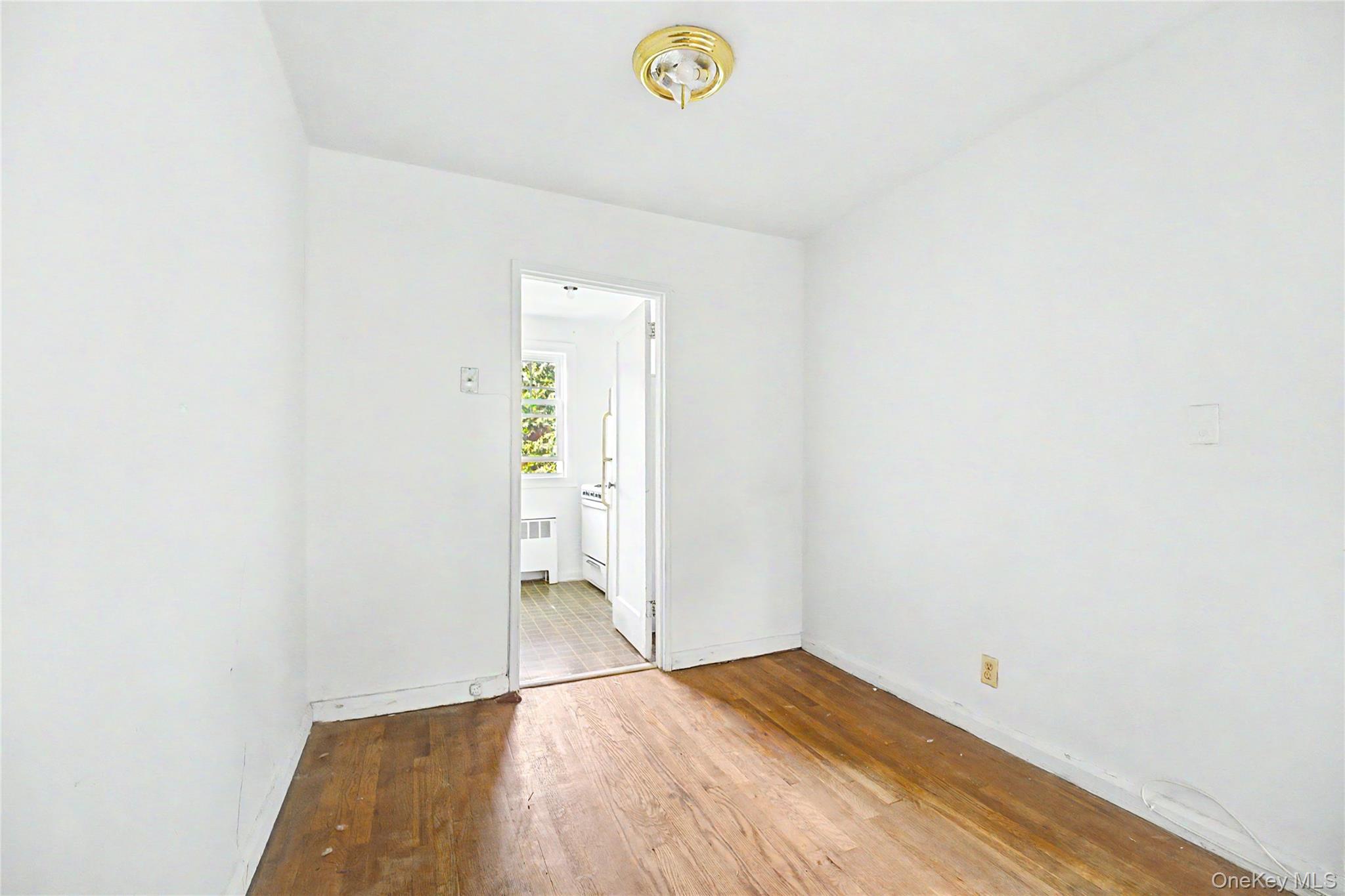 22637 Union Turnpike B Property Photo 18