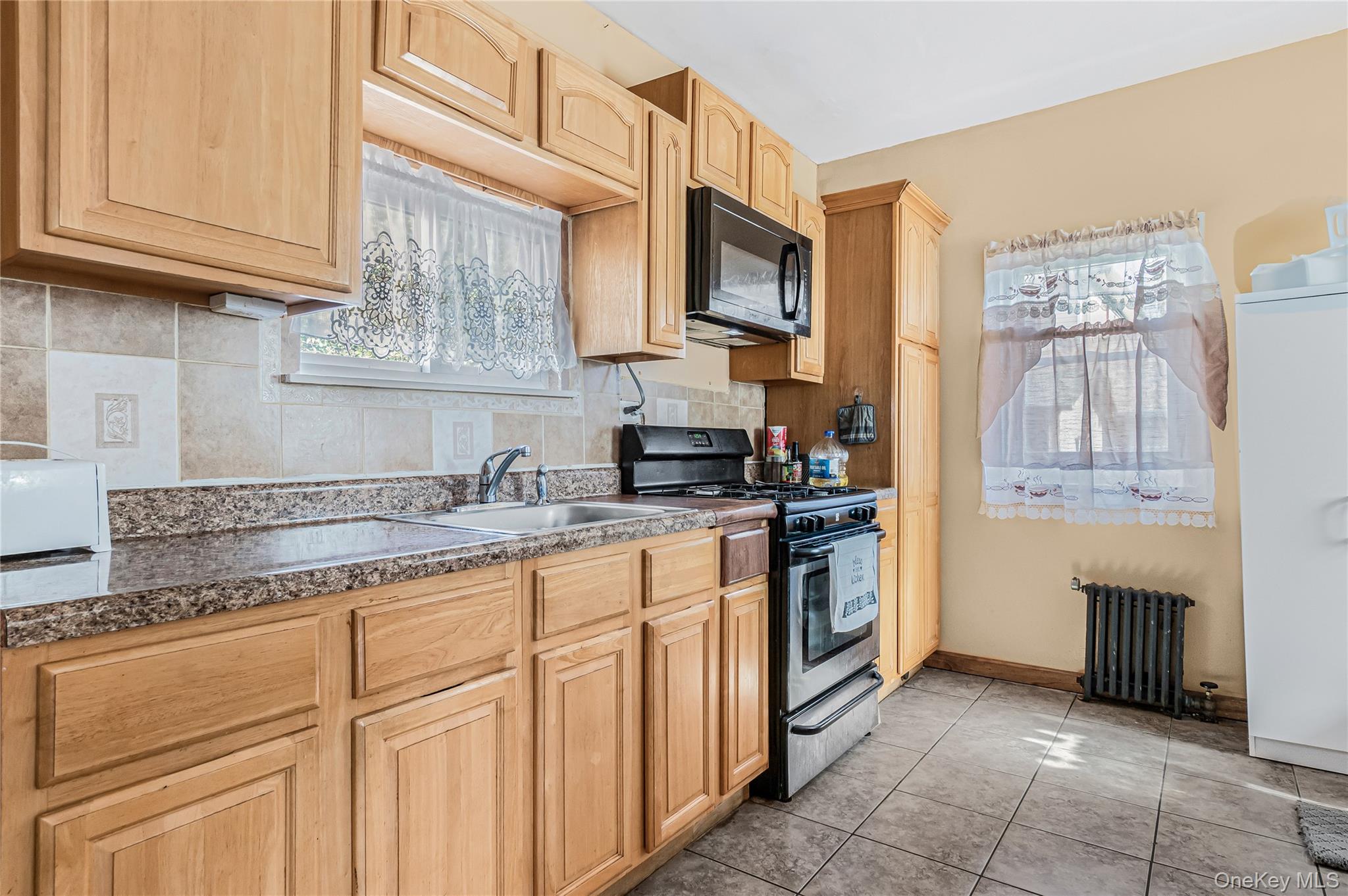 11545 172nd Street Property Photo 7