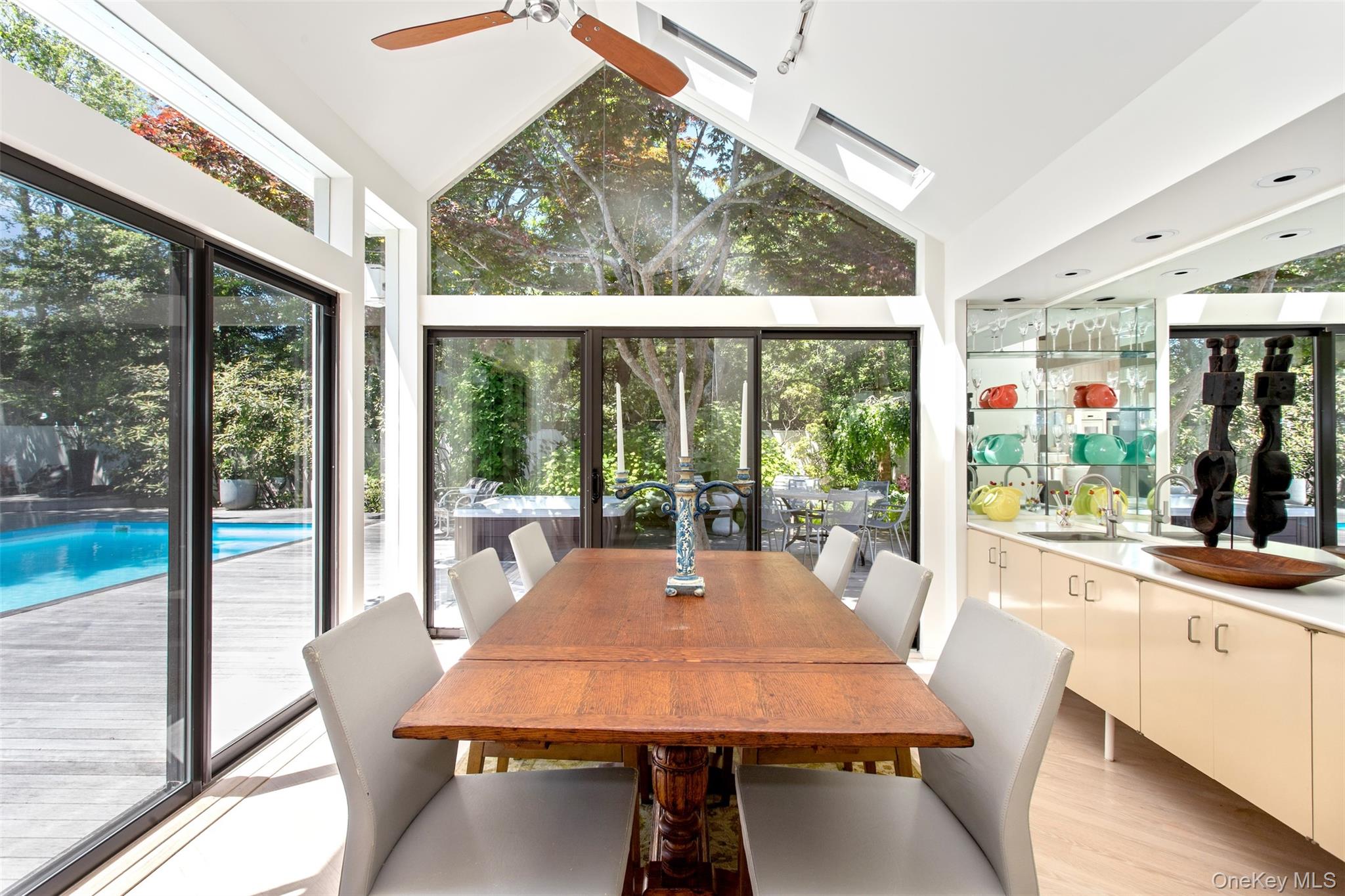 307 Shady Walk Property Photo 9