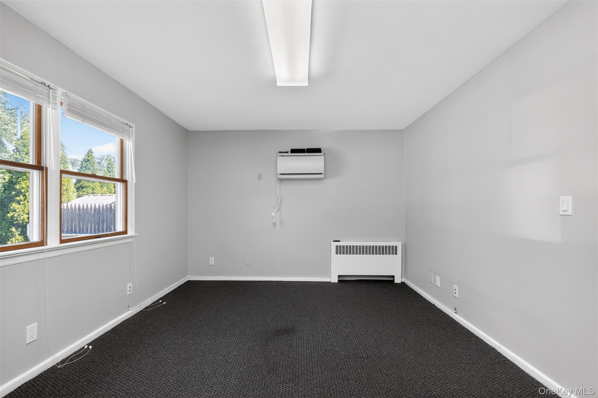 2070 Central Park Avenue Property Photo 7