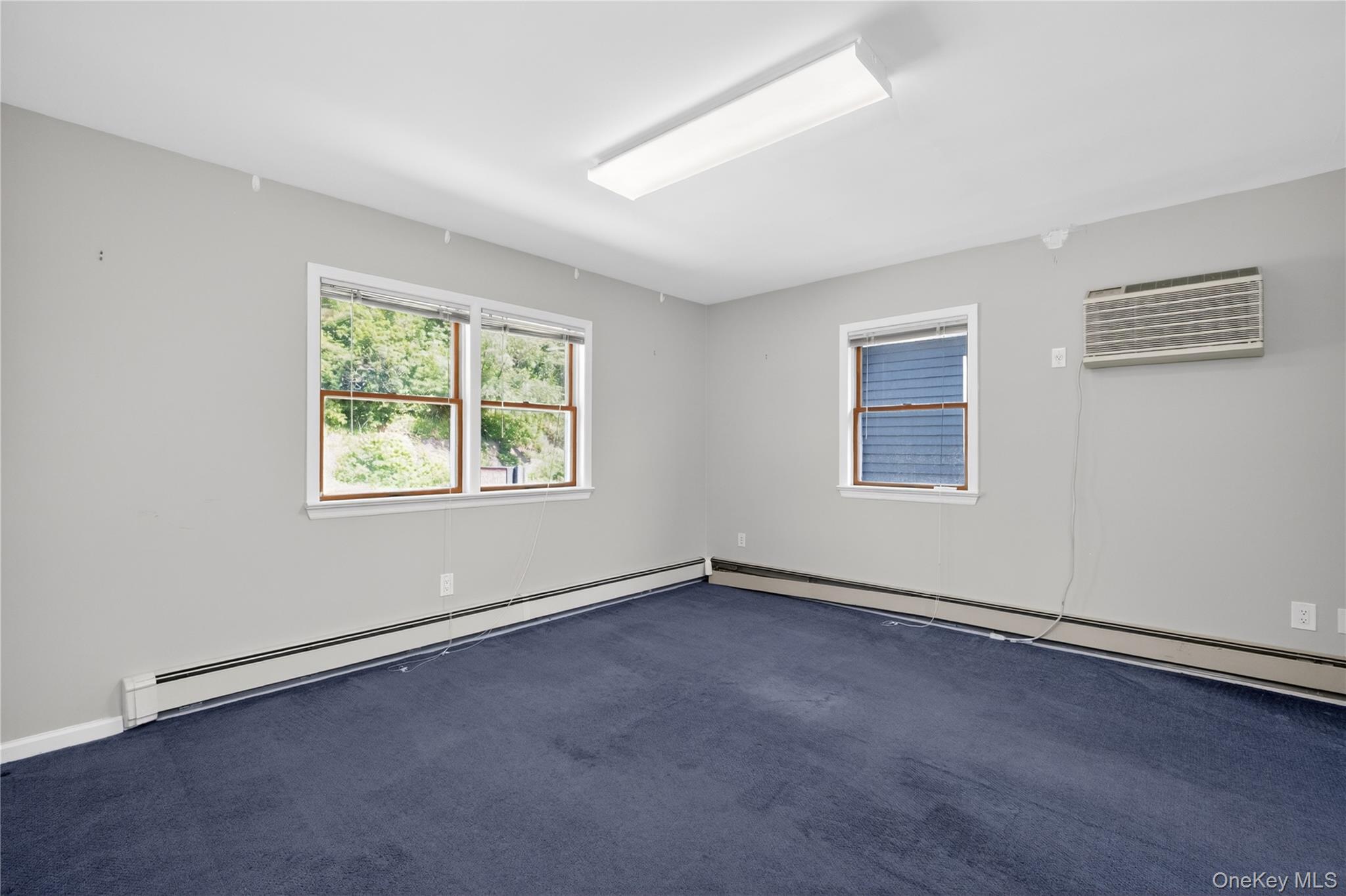2070 Central Park Avenue Property Photo 19