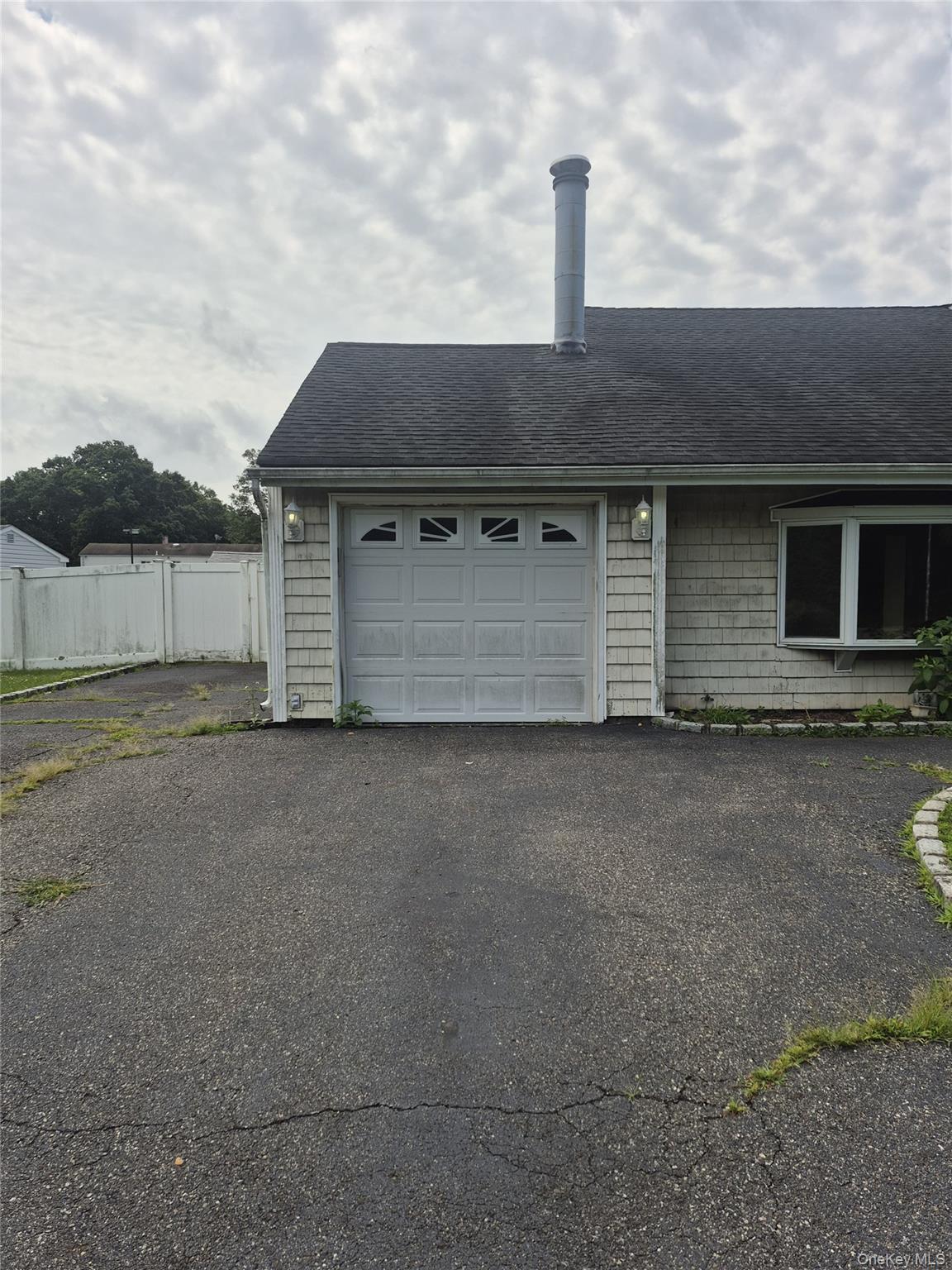 2 Wendy Road Property Photo 3