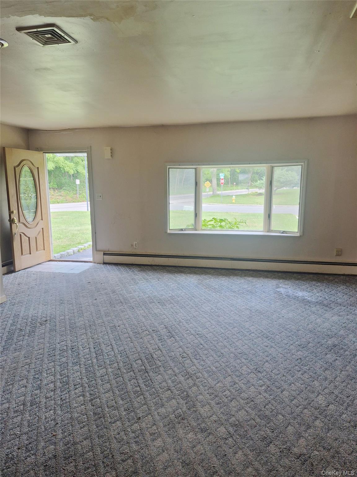 2 Wendy Road Property Photo 8