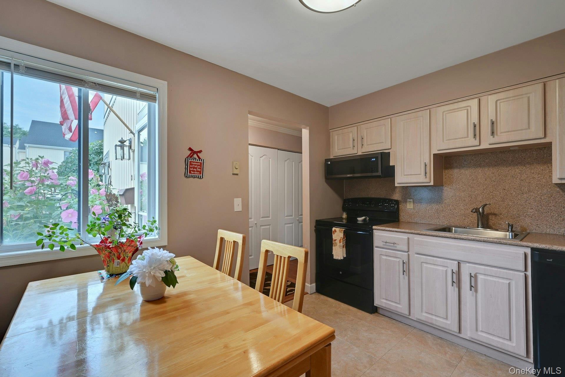 26 Kenneth Stuart A Property Photo 3