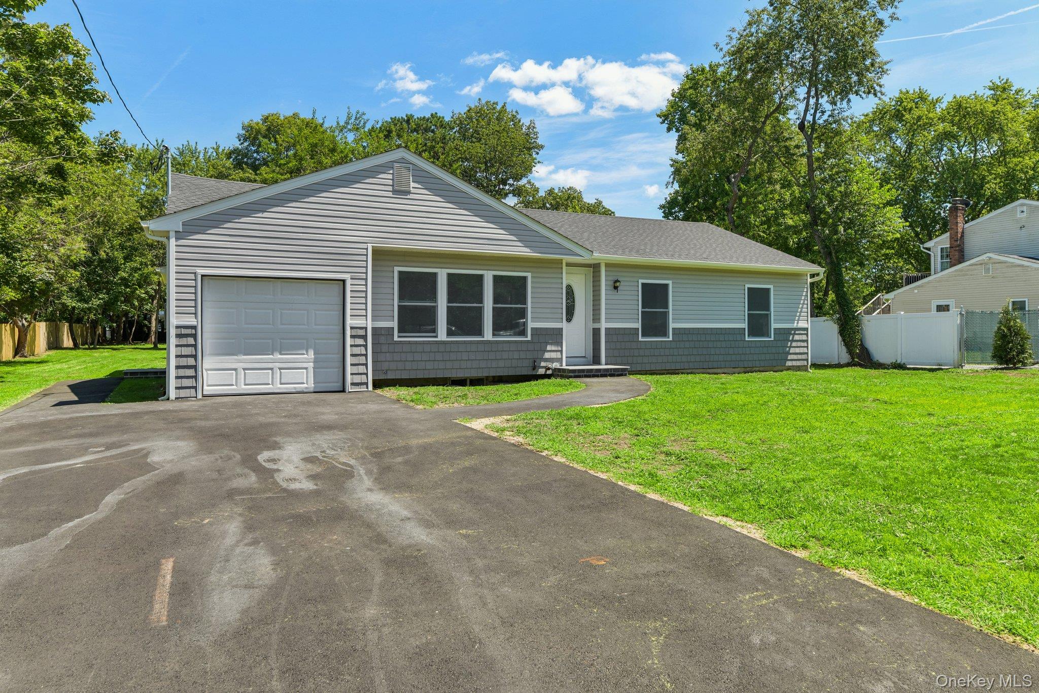 957 Bellmore Avenue Property Photo 1