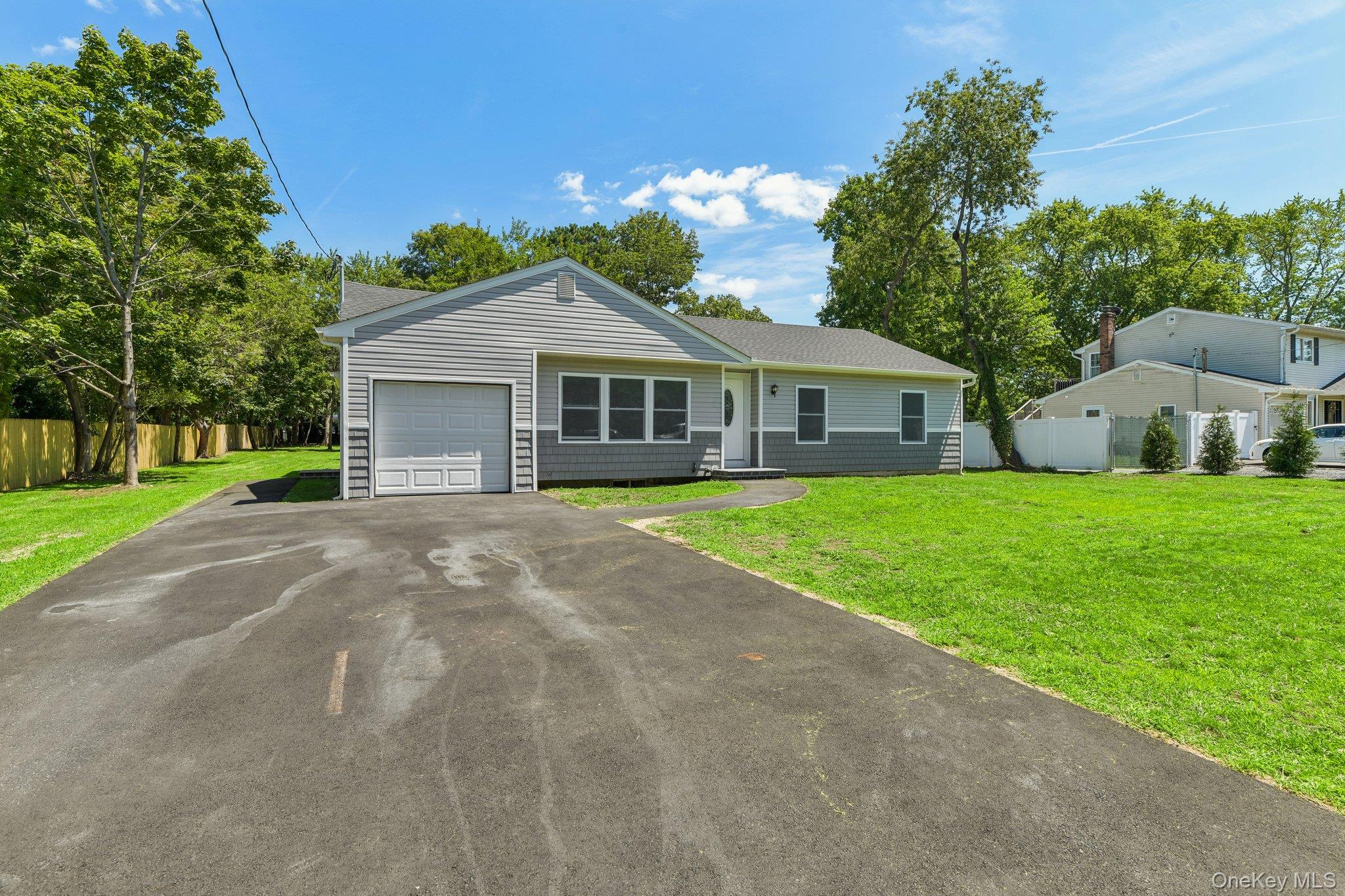 957 Bellmore Avenue Property Photo 2