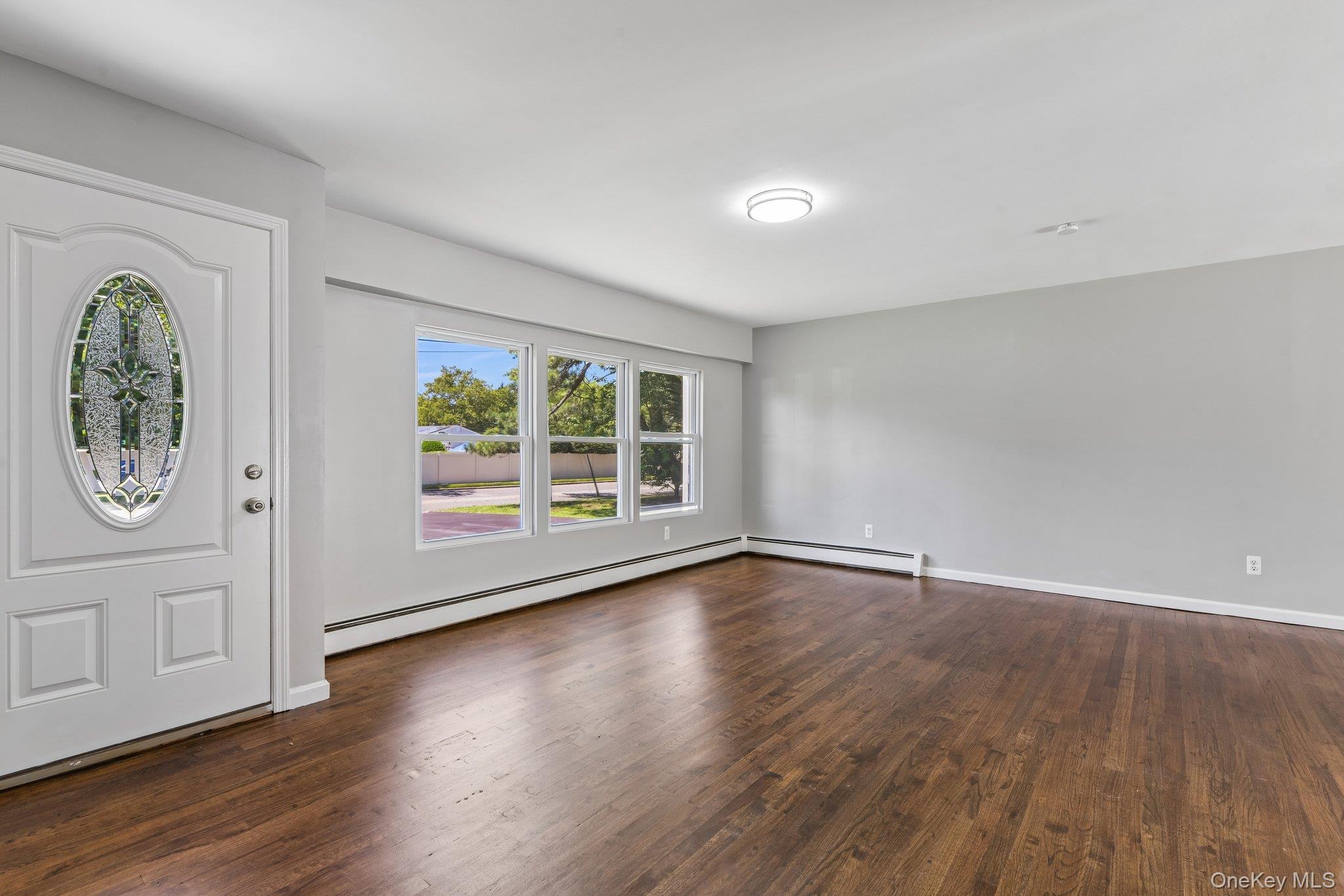 957 Bellmore Avenue Property Photo 5