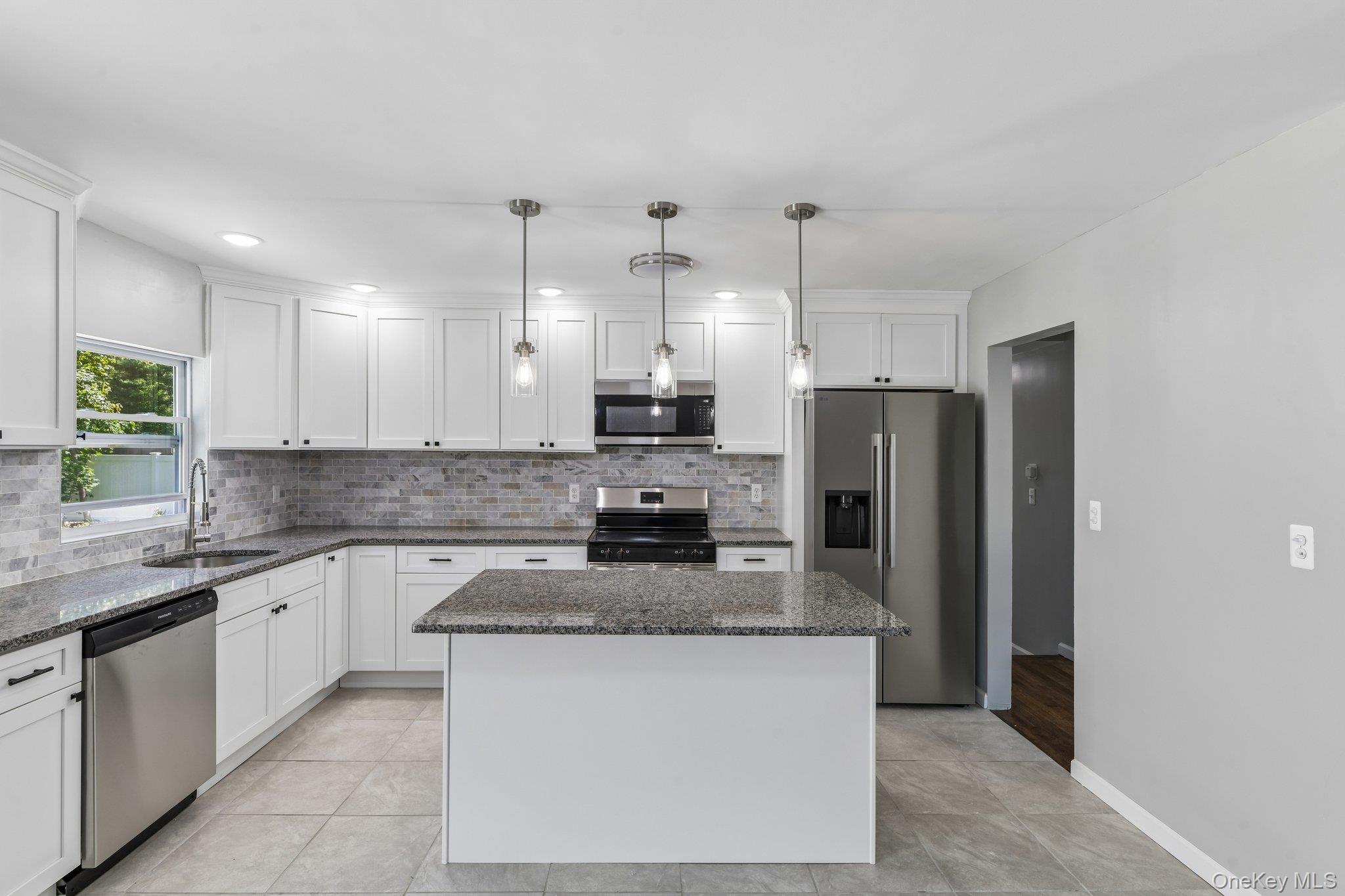 957 Bellmore Avenue Property Photo 10