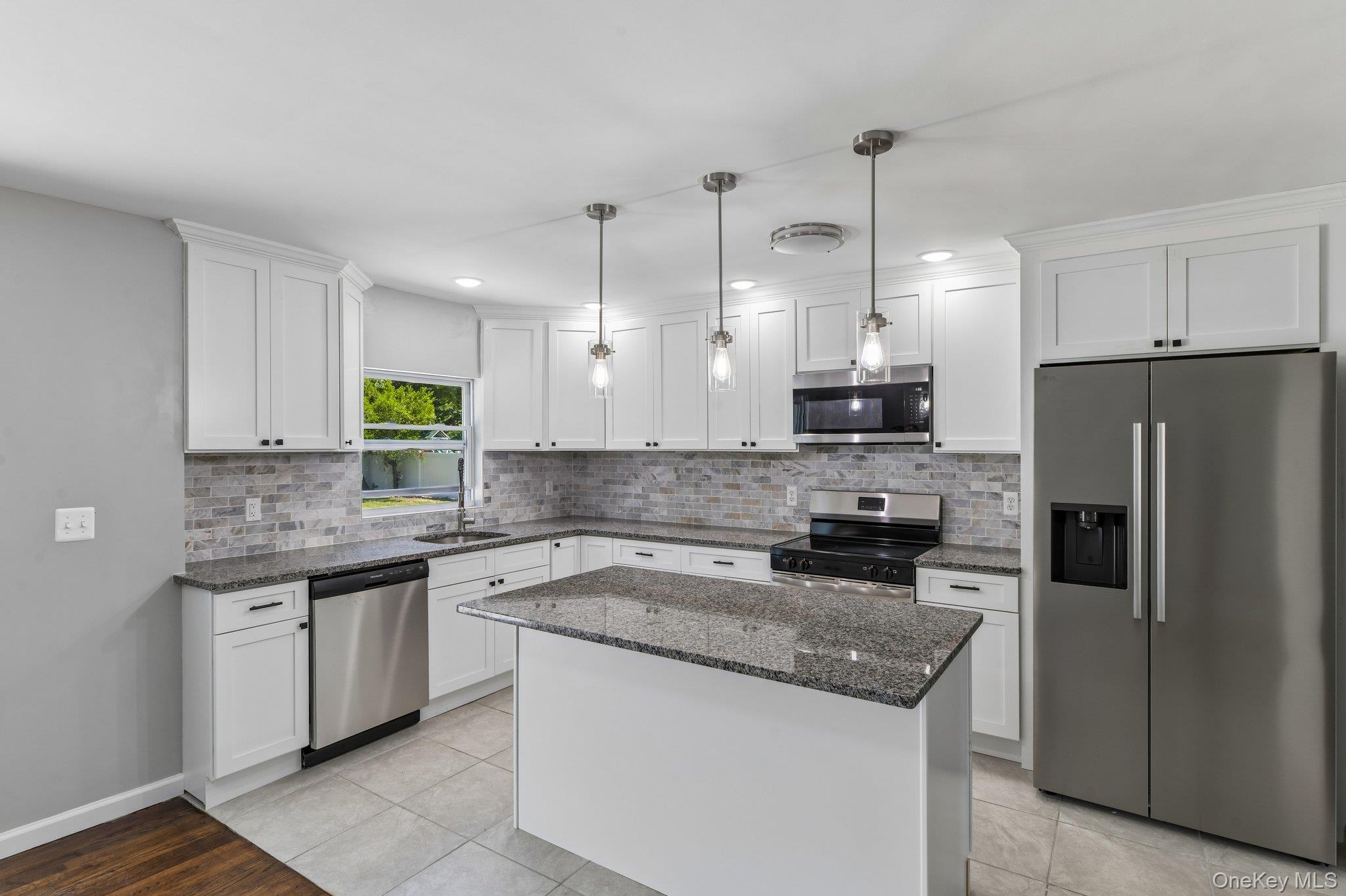 957 Bellmore Avenue Property Photo 11