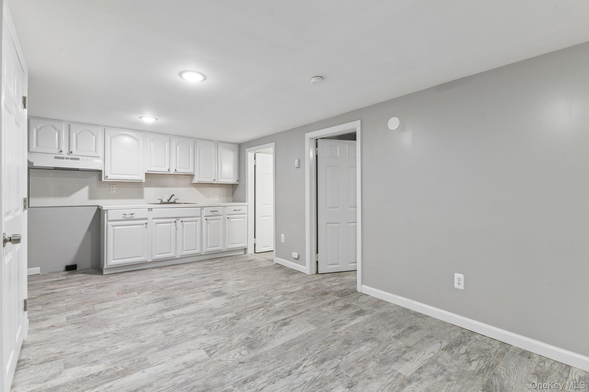 957 Bellmore Avenue Property Photo 13