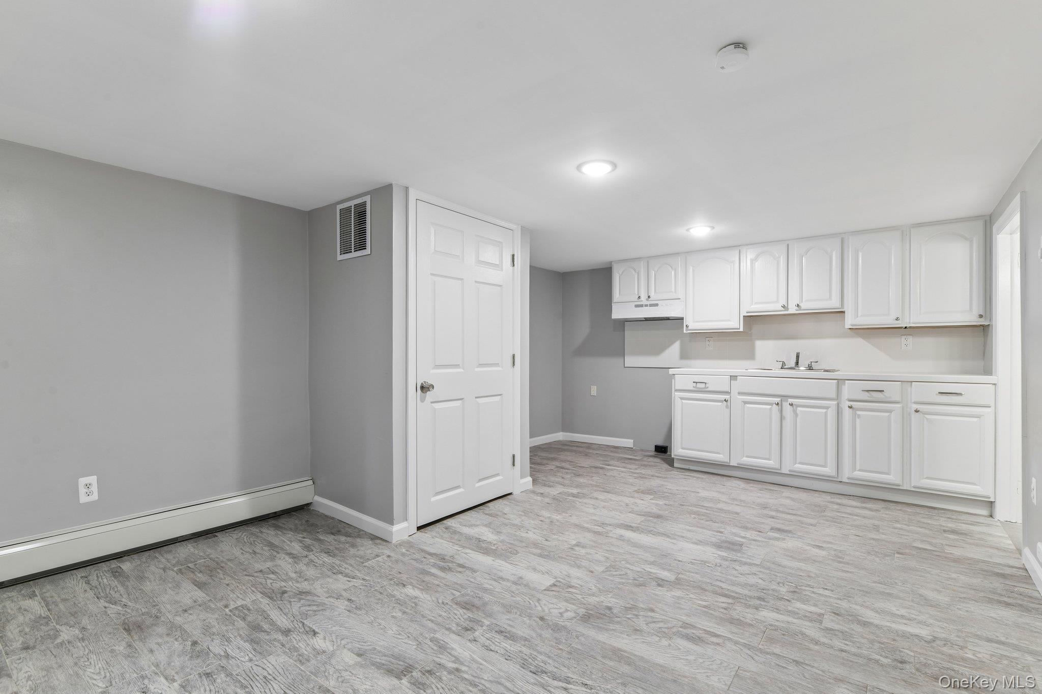 957 Bellmore Avenue Property Photo 14