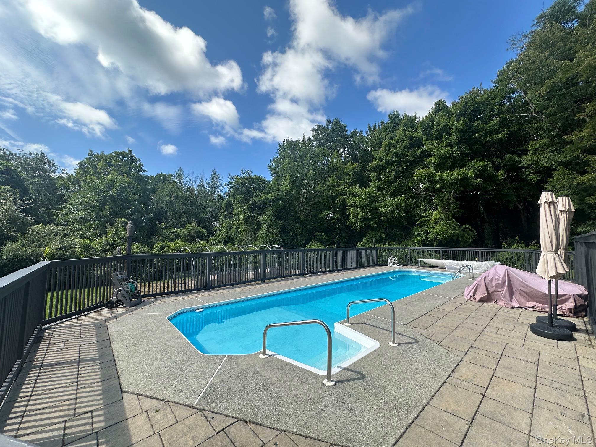 109 Brush Hill Property Photo 24