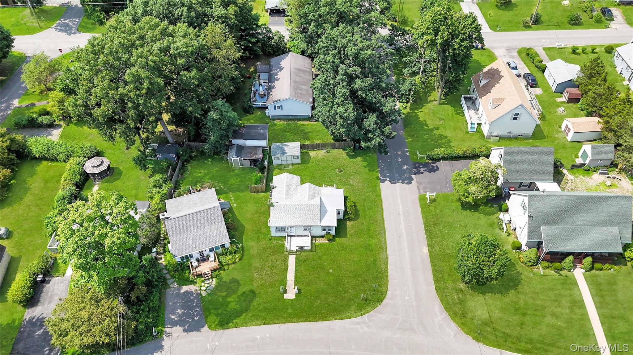 34 Shore Drive Property Photo 7