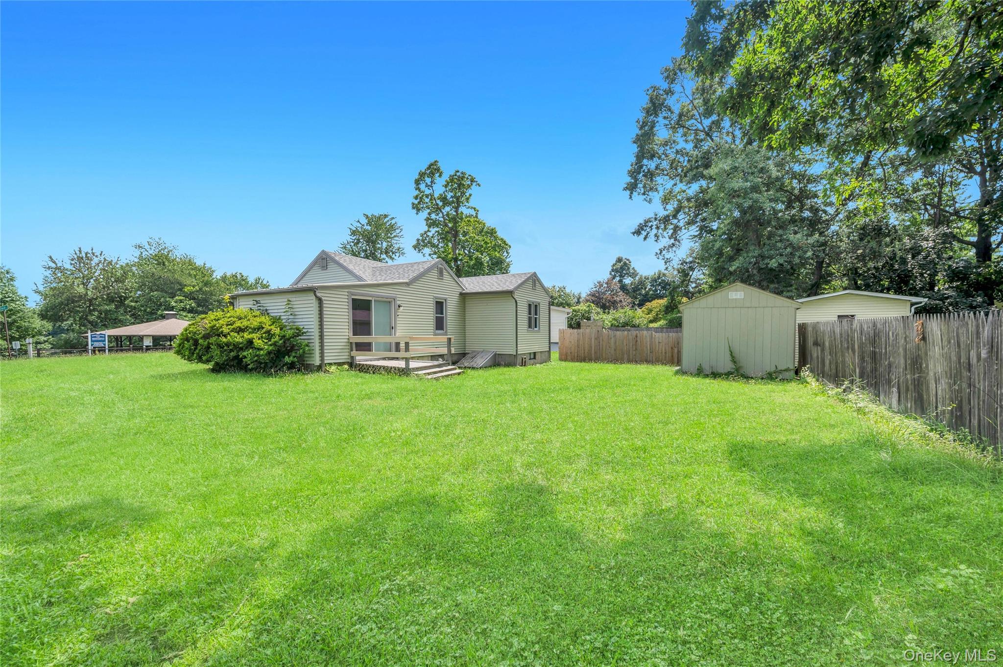 34 Shore Drive Property Photo 13